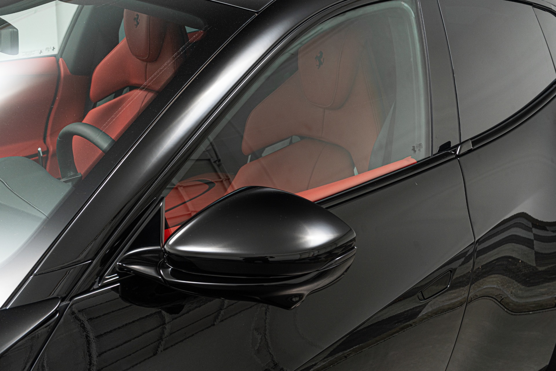 2025 Purosangue -Only 934 Miles, Rosso Ferrari Interior, Heated And Ventilated Seats, 715HP picture #28