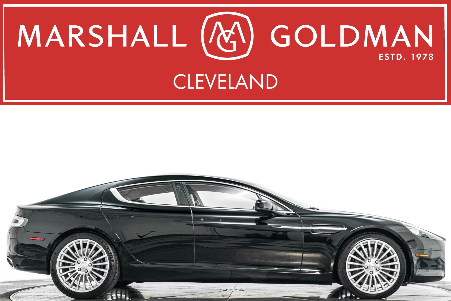 2012 Aston Martin Rapide -V12 power, High Contrast Color Combination