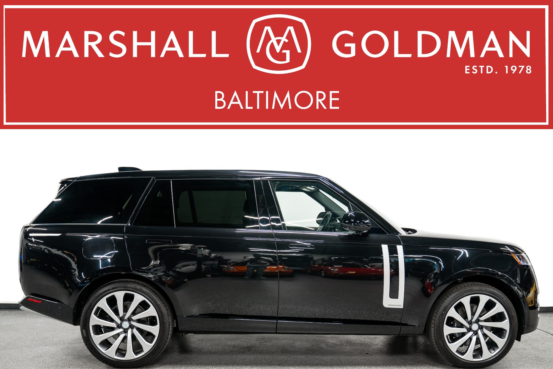 2025 Land Rover Range Rover P530 Autobiography LWB 7 Passenger