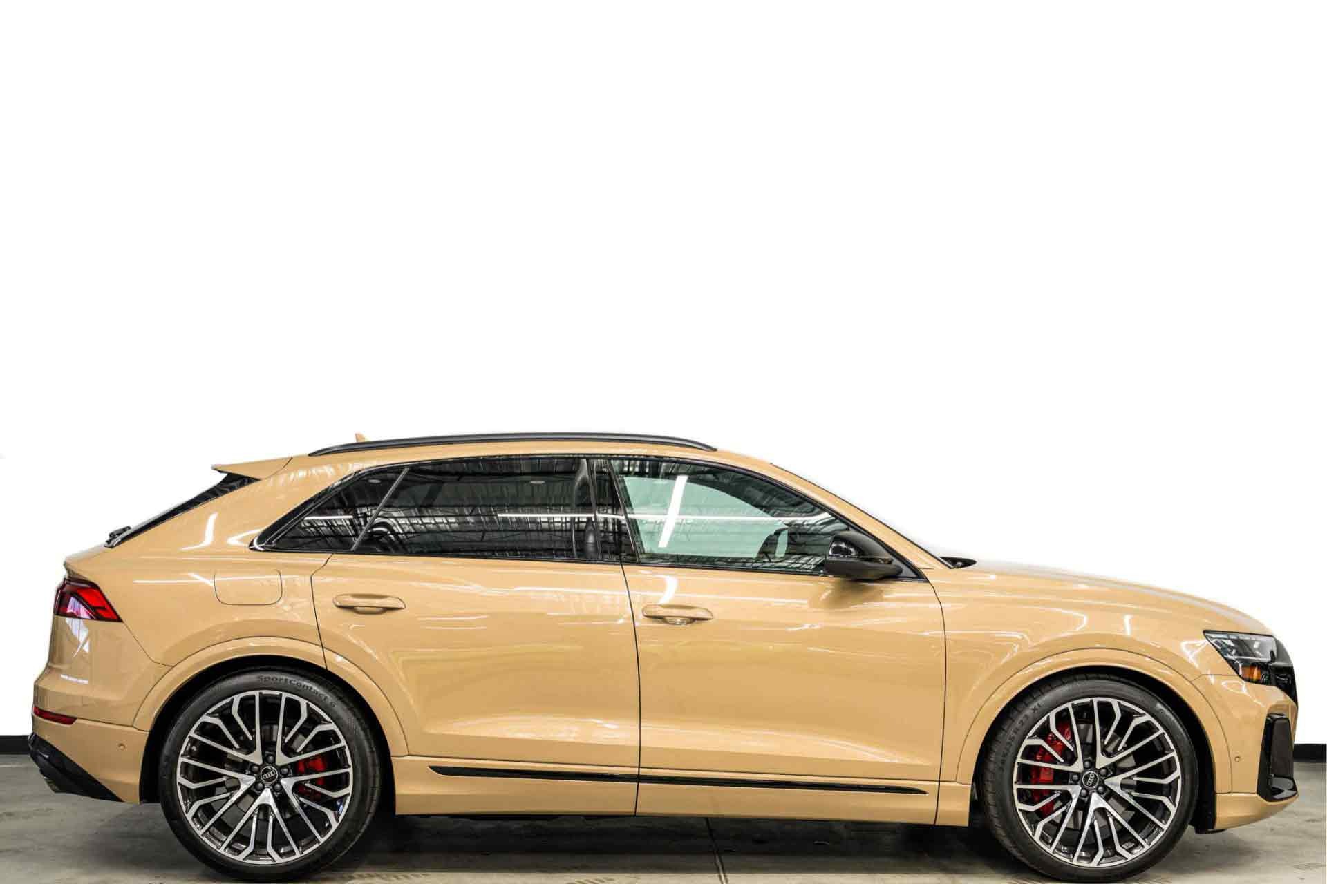 2024 Audi SQ8 Prestige's photo
