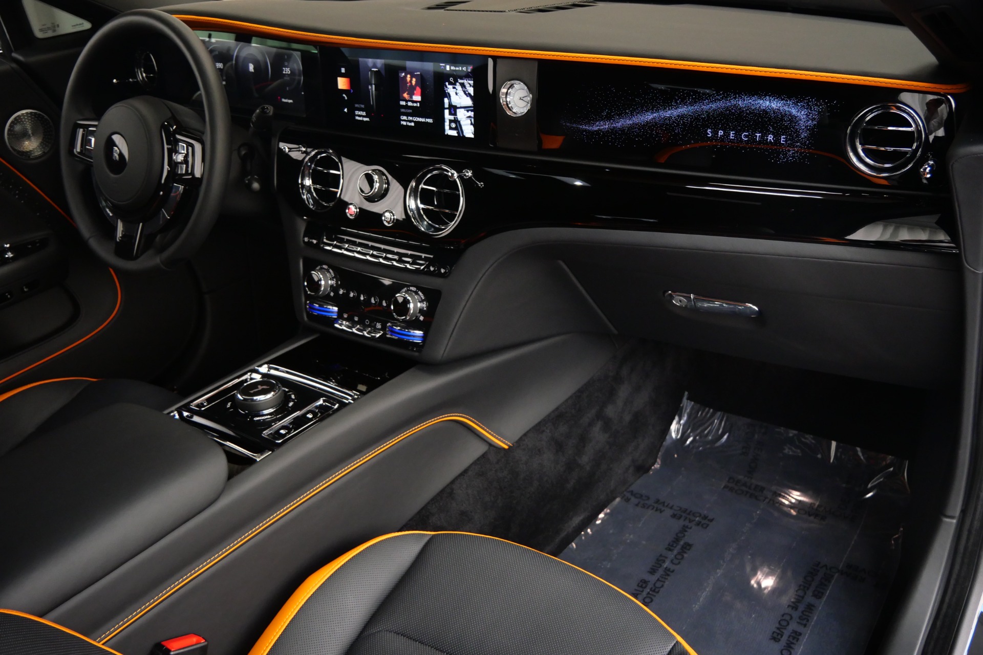 2025 Rolls Royce Spectre photo 13