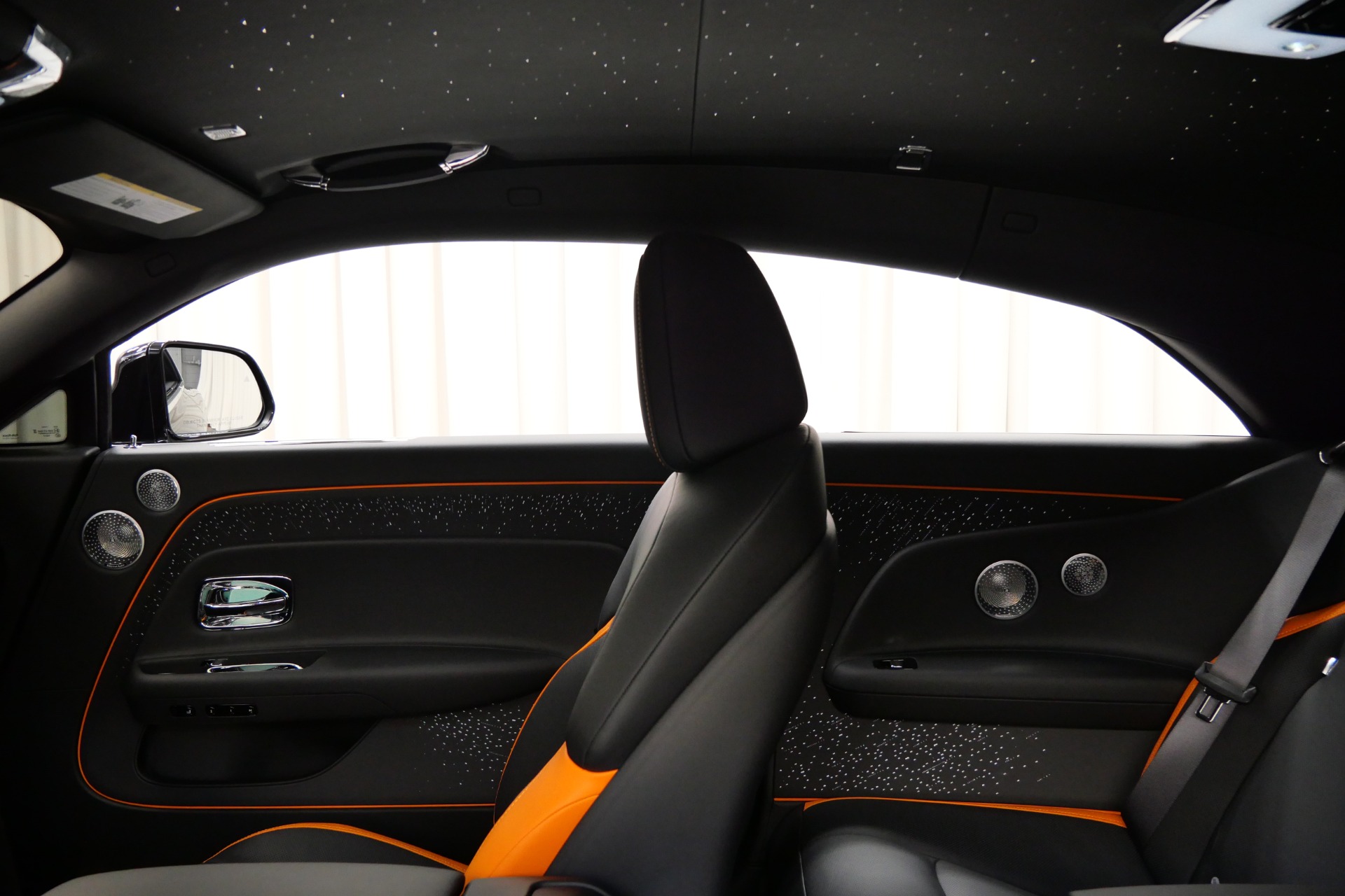 2025 Rolls Royce Spectre photo 21