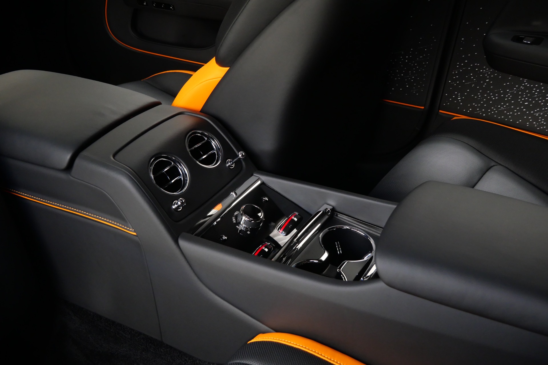 2025 Rolls Royce Spectre photo 22
