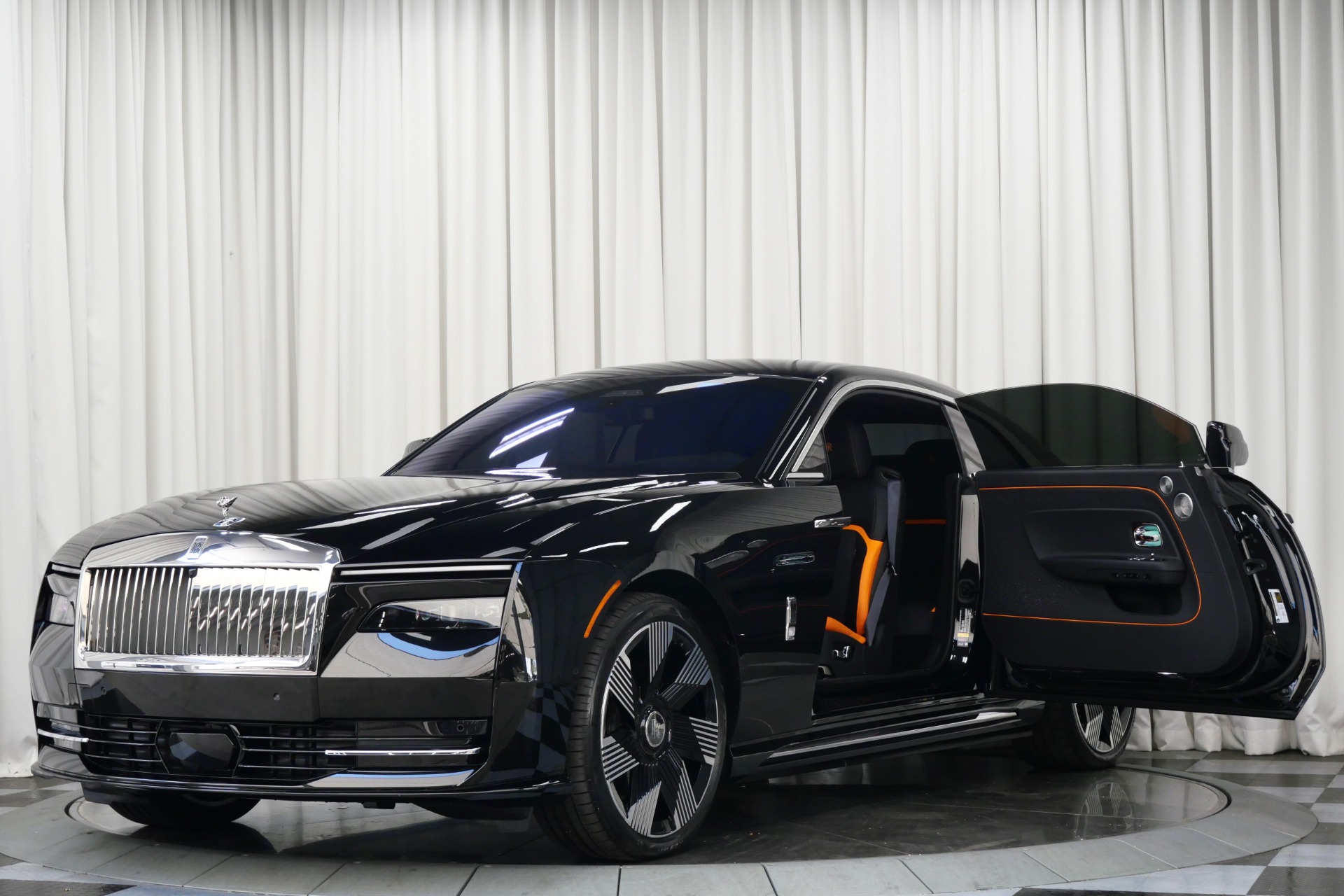 2025 Rolls Royce Spectre photo 6