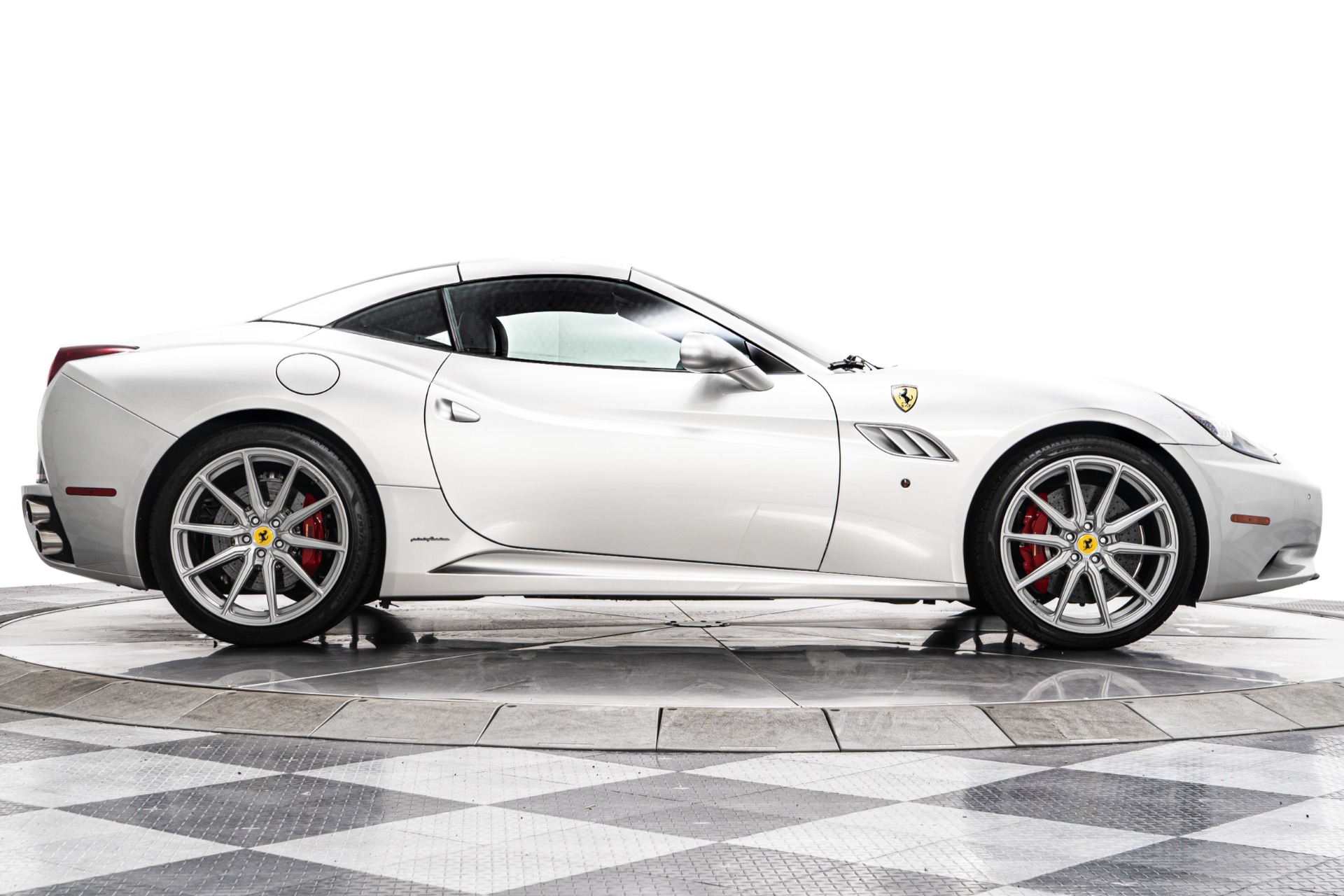 2013 California -Vossen Wheels, Daytona Seats, Red Daytona Bars picture #9