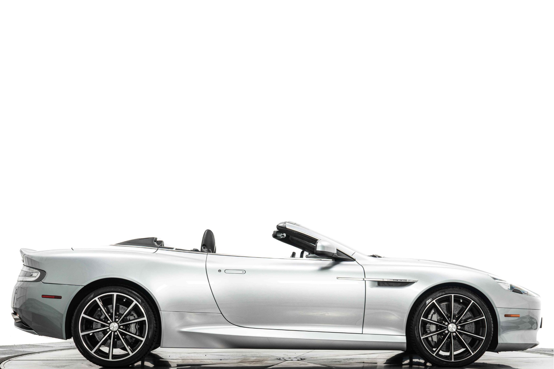2014 Aston Martin DB9 Base