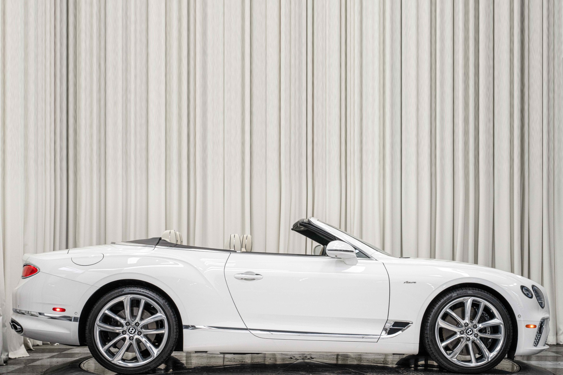 2023 Bentley Continental GTC Azure's photo