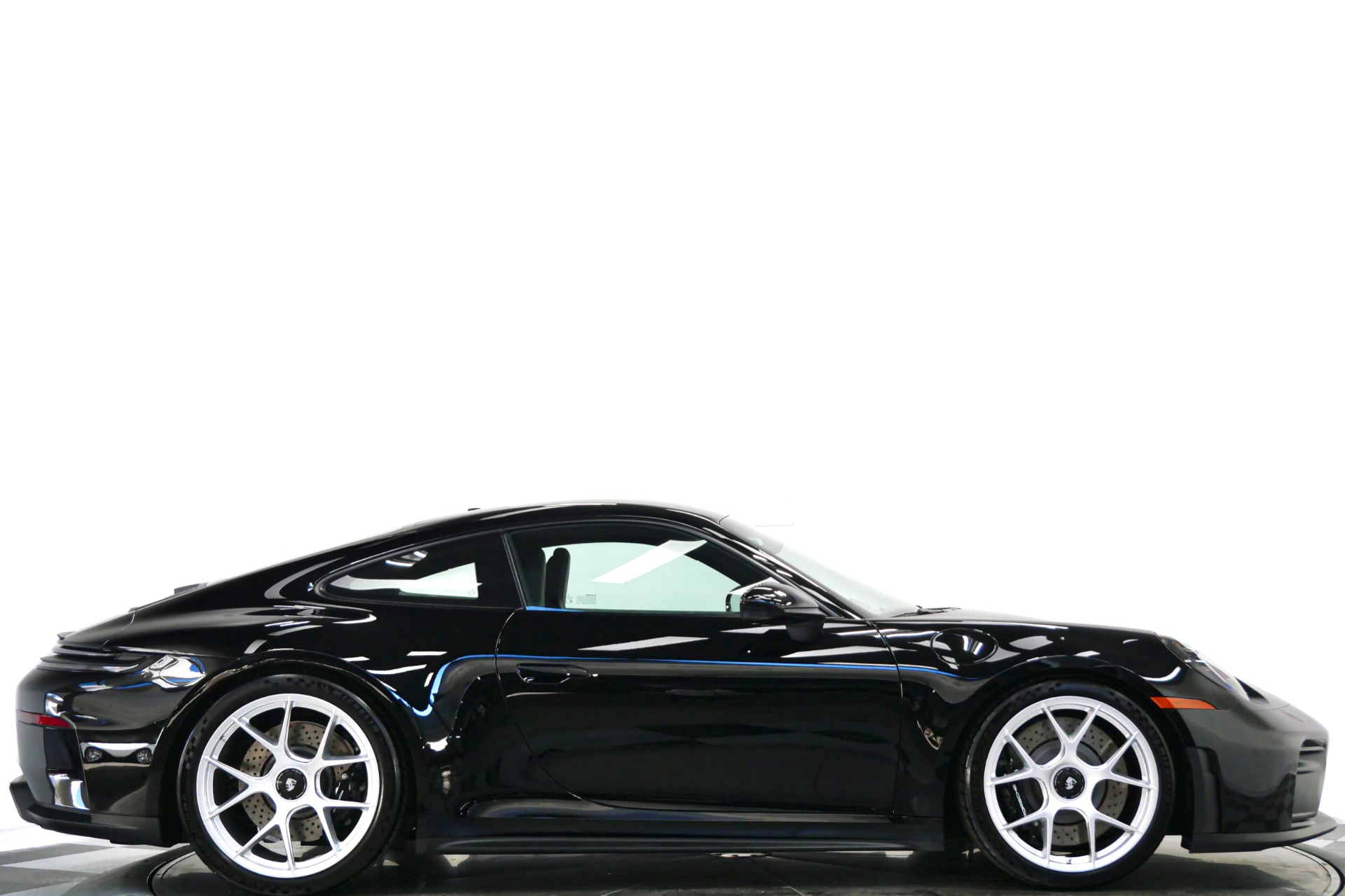 2026 Porsche 911 GT3 Touring Package's photo