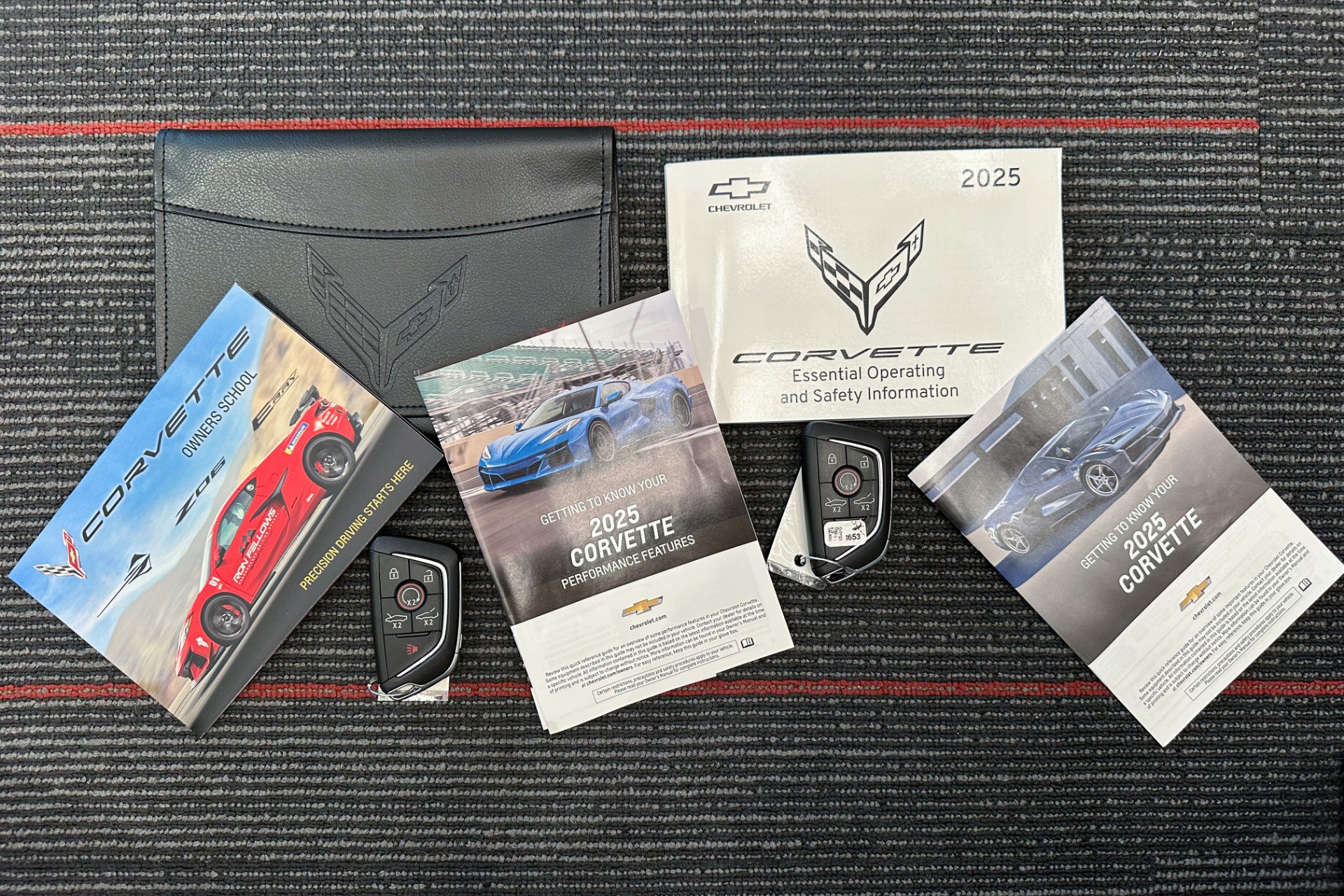 2025 Corvette Z06 -3LZ Package, Z06 Ultimate Performance Pack, Carbon Aero picture #8