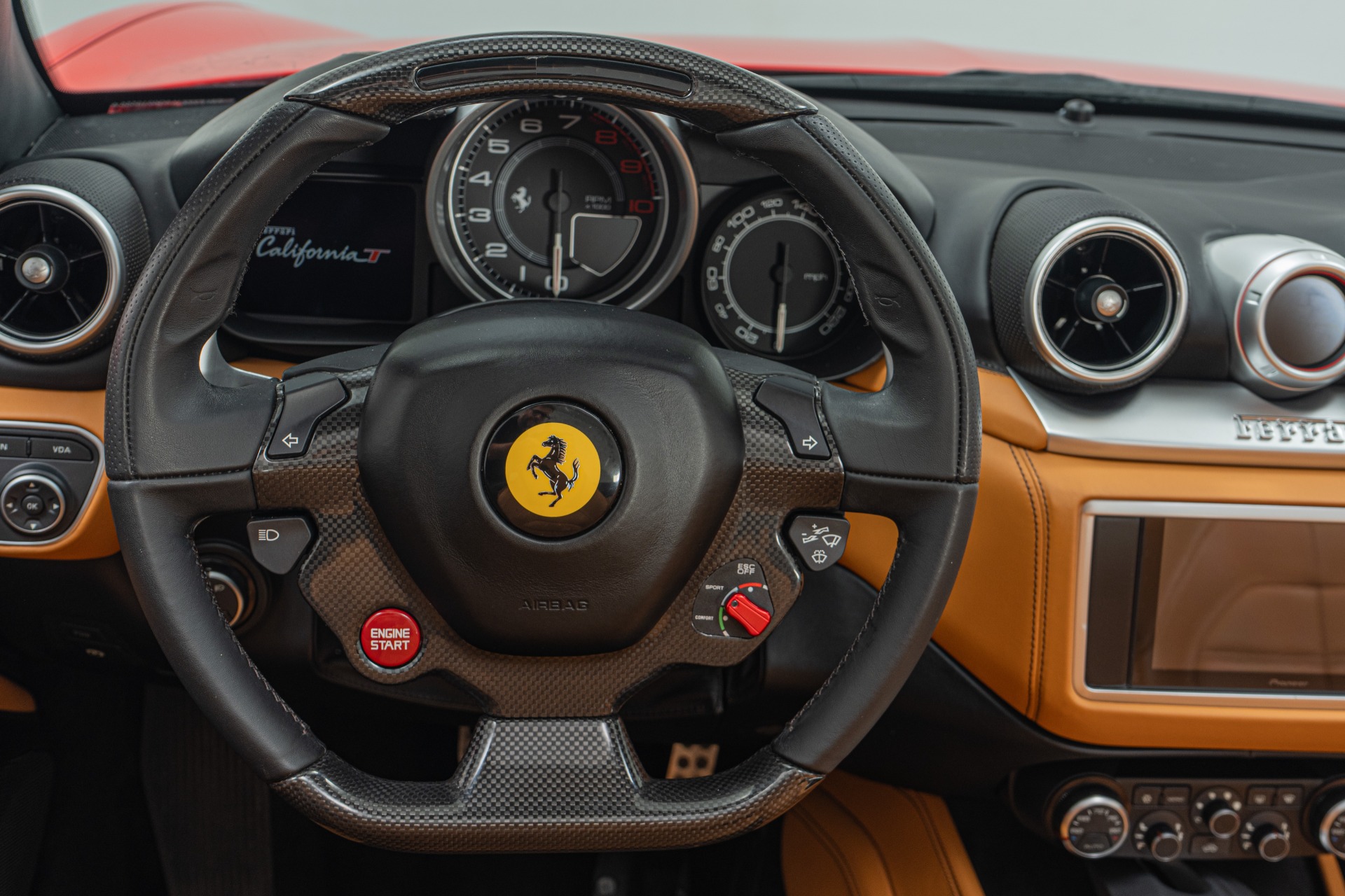 2016 California T- Diamond Turned Wheels, Carbon/Leather Steering Wheel W/leds picture #6