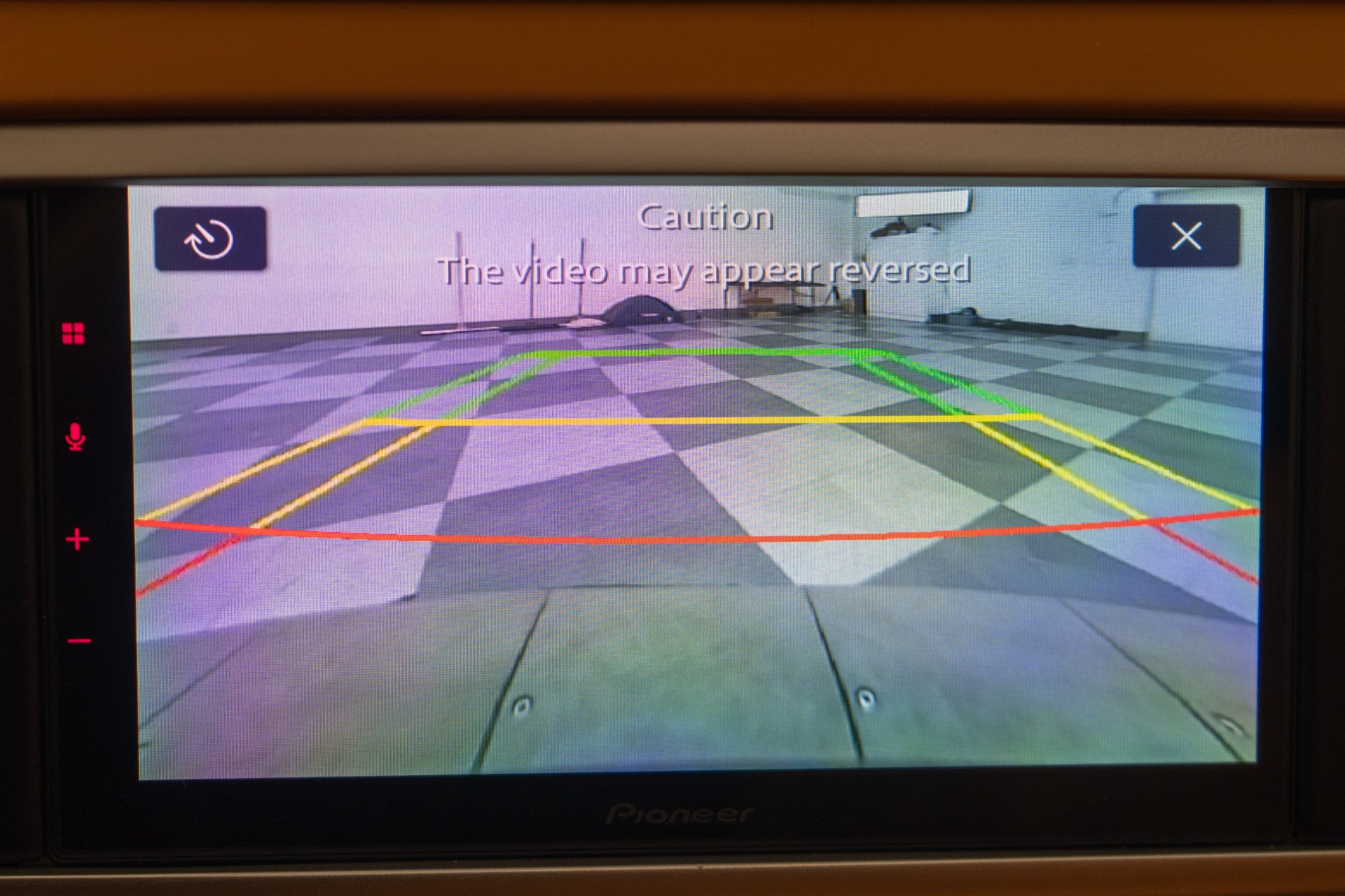 2016 California T- Diamond Turned Wheels, Carbon/Leather Steering Wheel W/leds picture #26