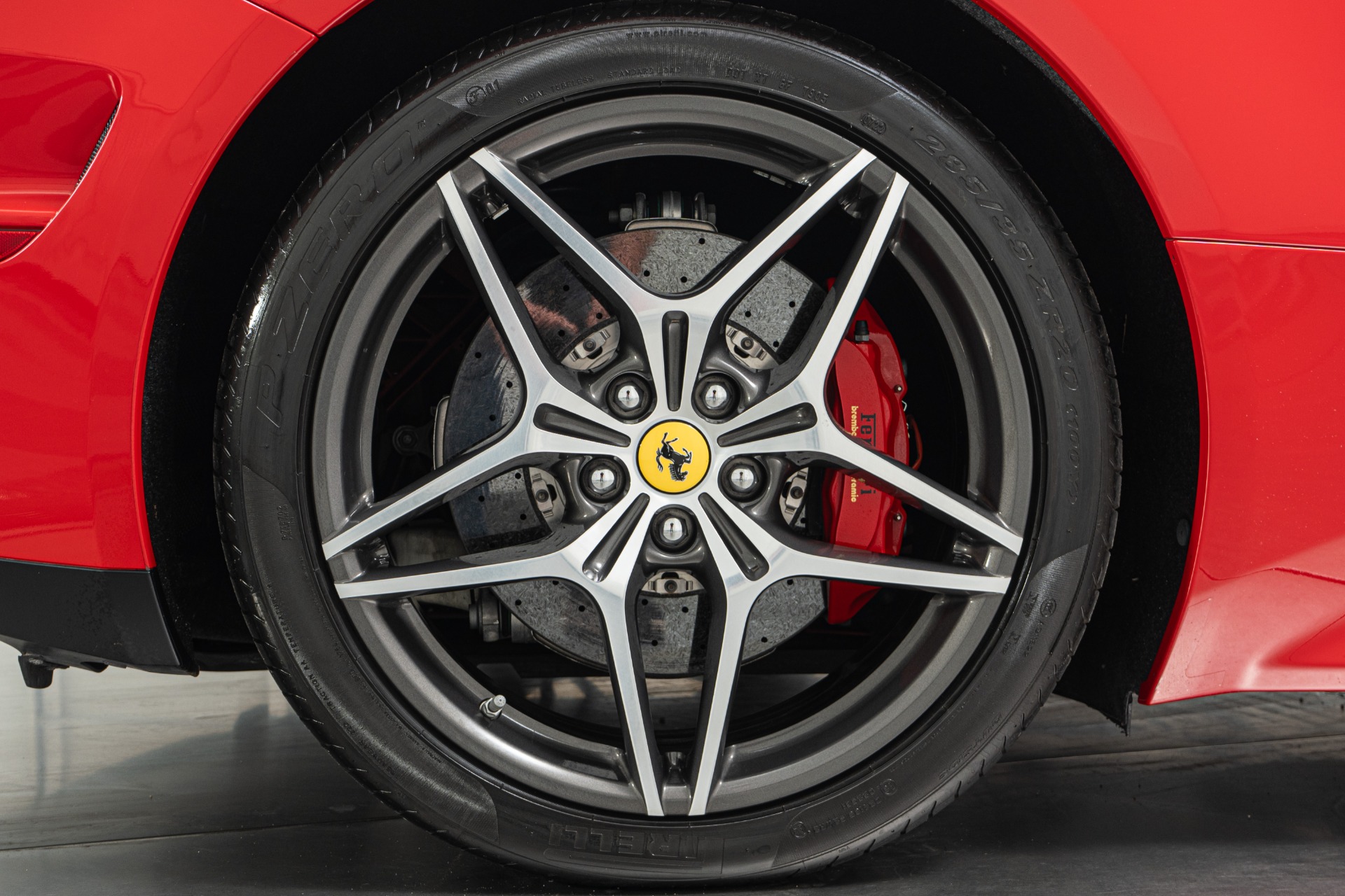 2016 California T- Diamond Turned Wheels, Carbon/Leather Steering Wheel W/leds picture #29