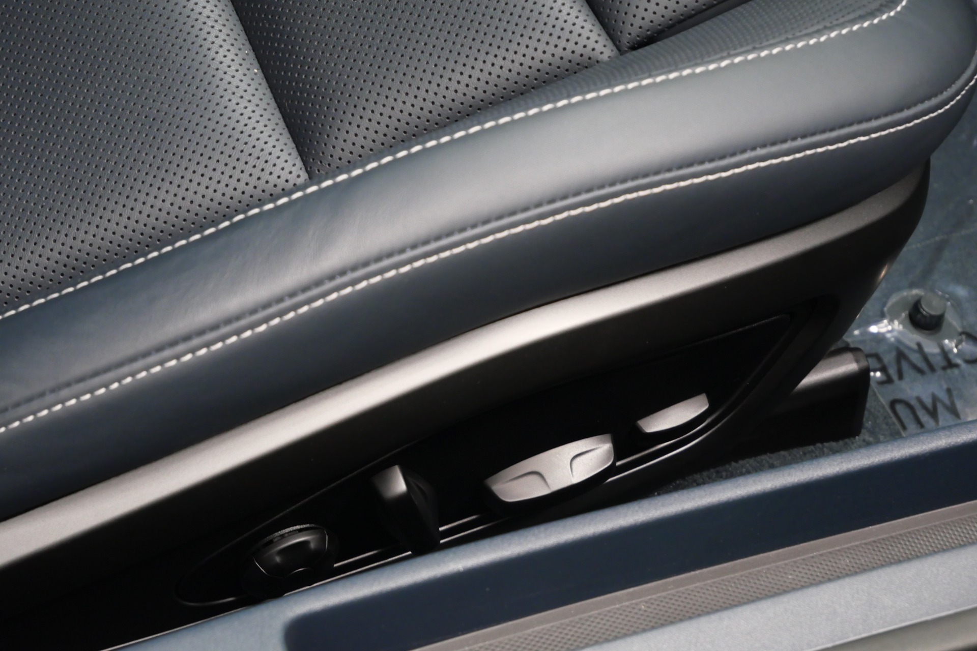 2020 911 Carrera -Premium Package, Leather Interior Package picture #20