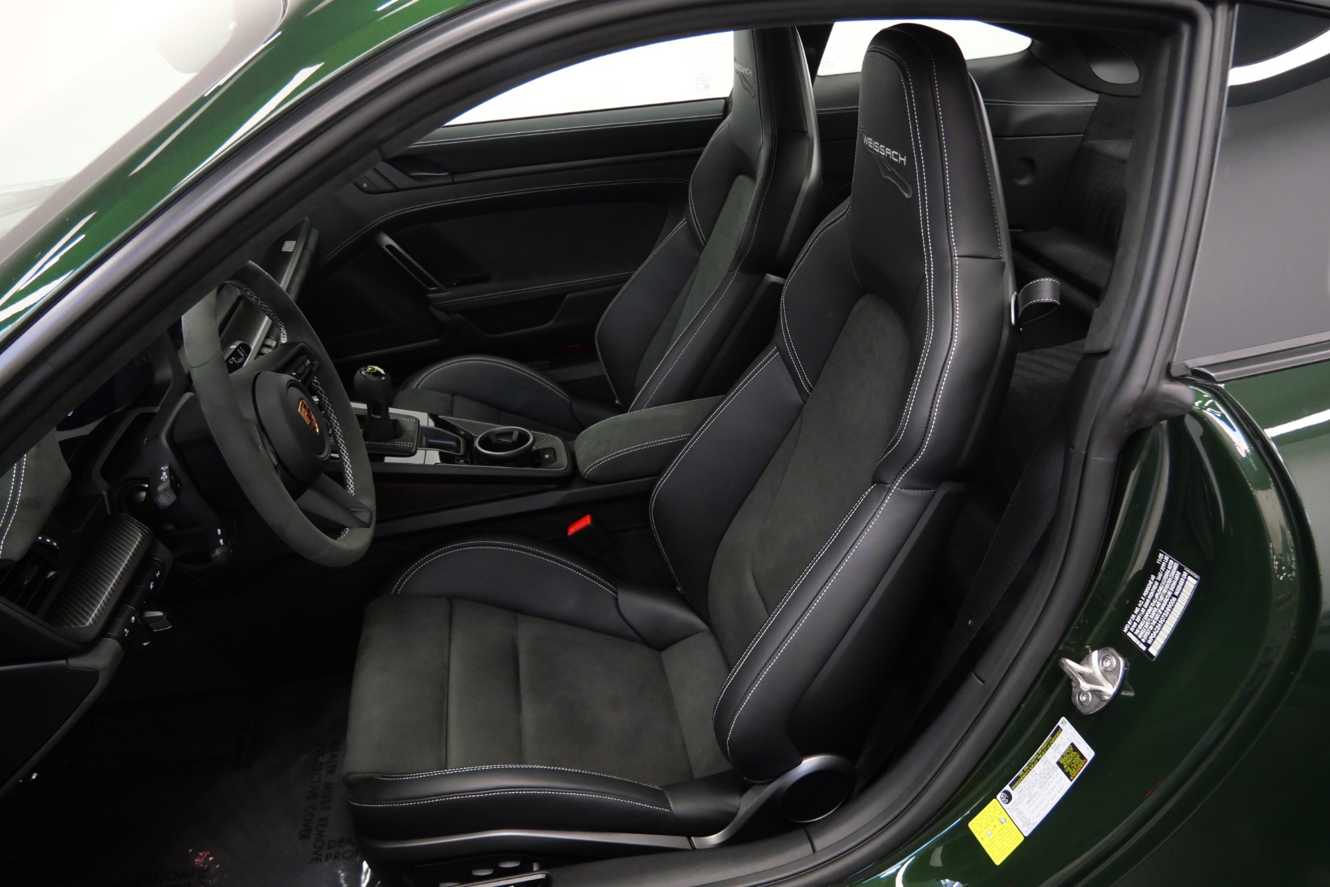 2026 911 GT3 -Weissach Package, 6 Speed Manual, Delivery Miles picture #13