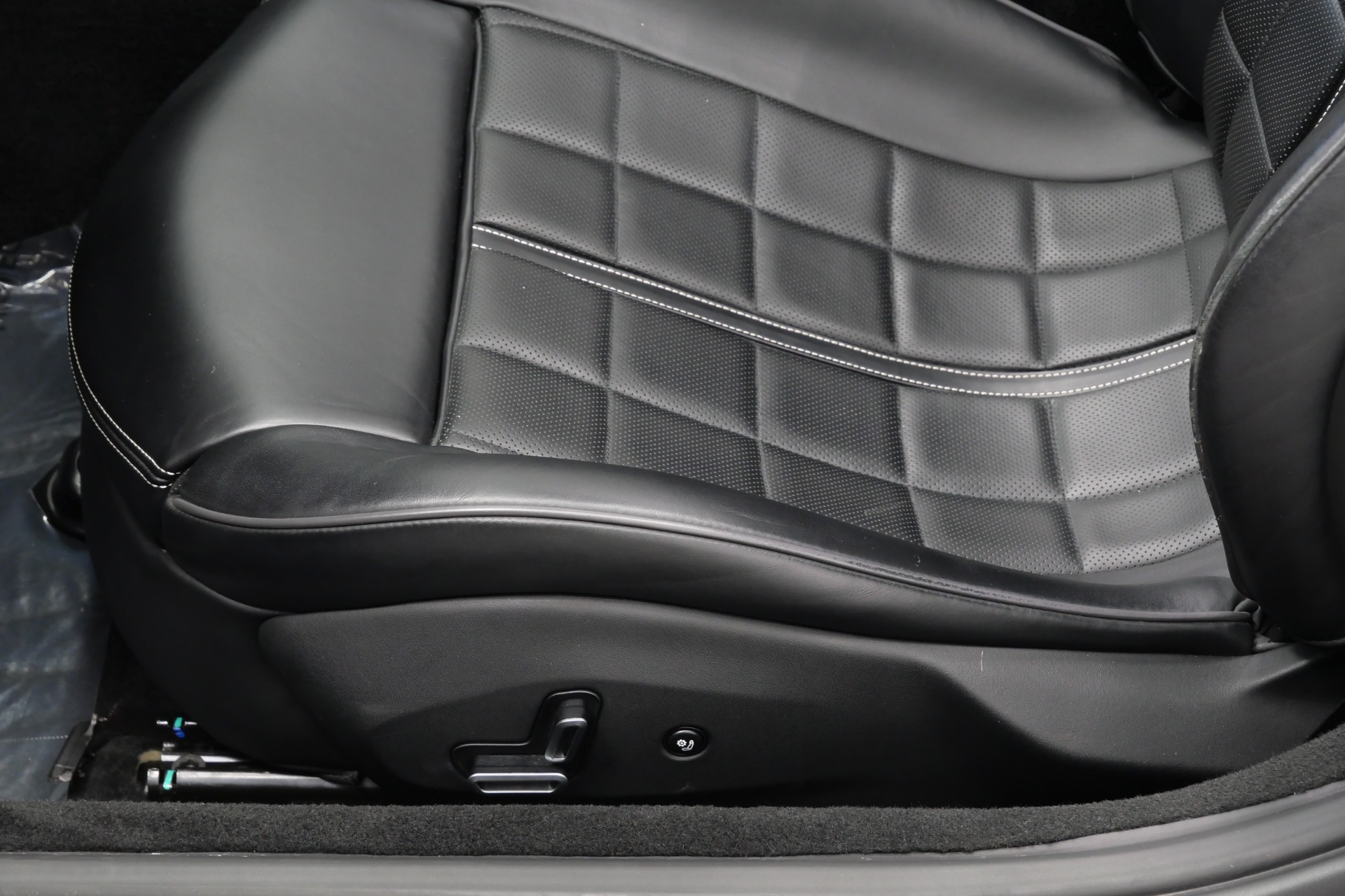 2019 Portofino -Interior Carbon Trim, High Power HiFi, Magneride Suspension picture #18