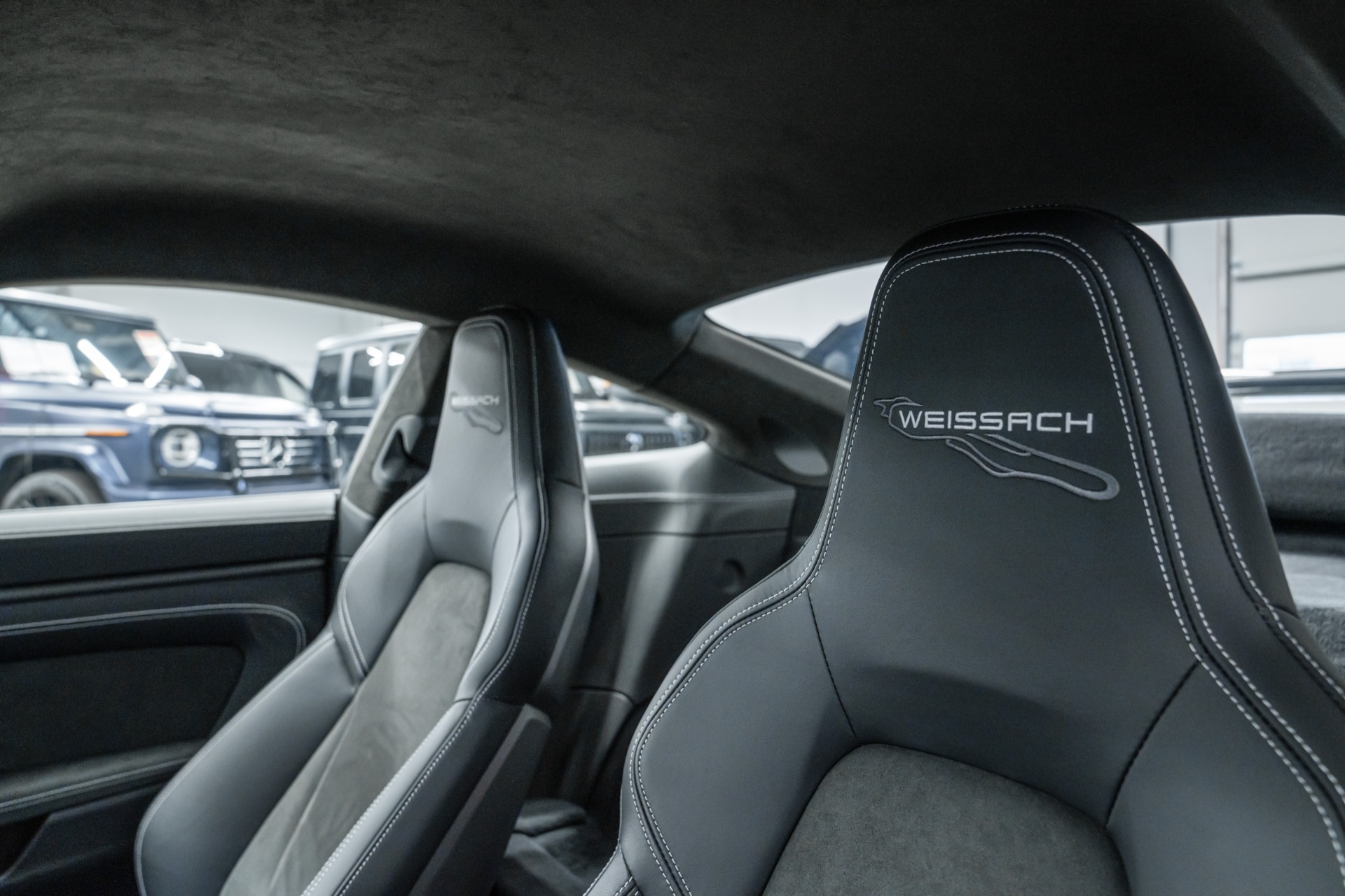 2025 911 GT3 -Weissach Package, 6 Speed Manual, Magnesium Wheels picture #7
