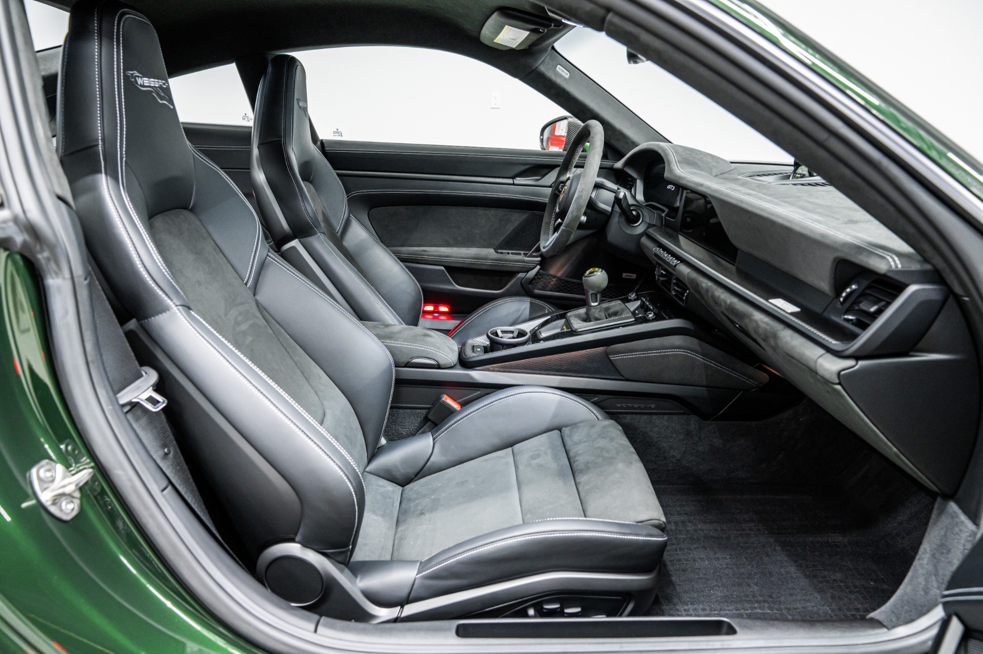 2025 911 GT3 -Weissach Package, 6 Speed Manual, Magnesium Wheels picture #25