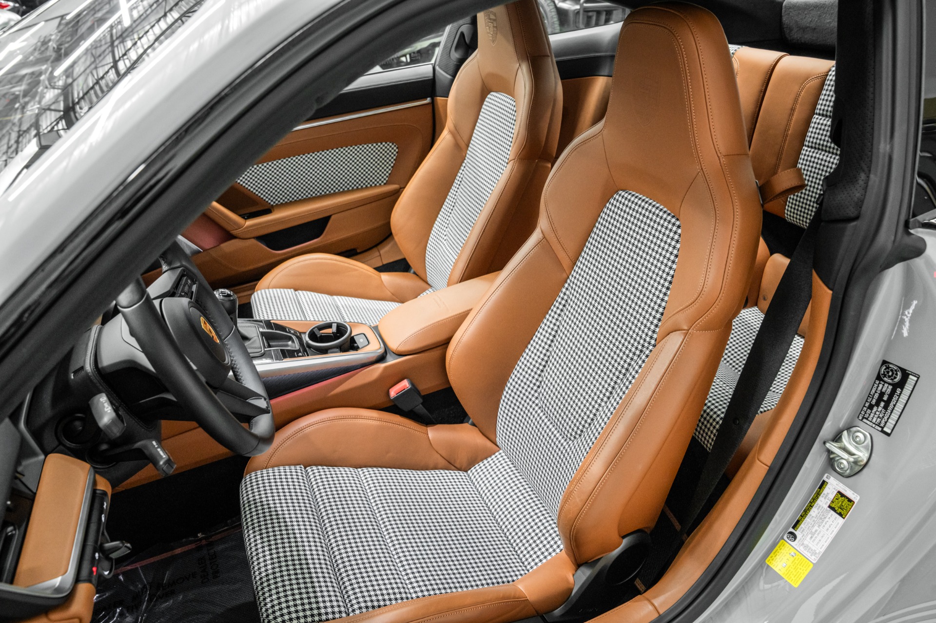 2023 911 Sport Classic -Low Miles, Extended Leather, 7 Speed Manual picture #15