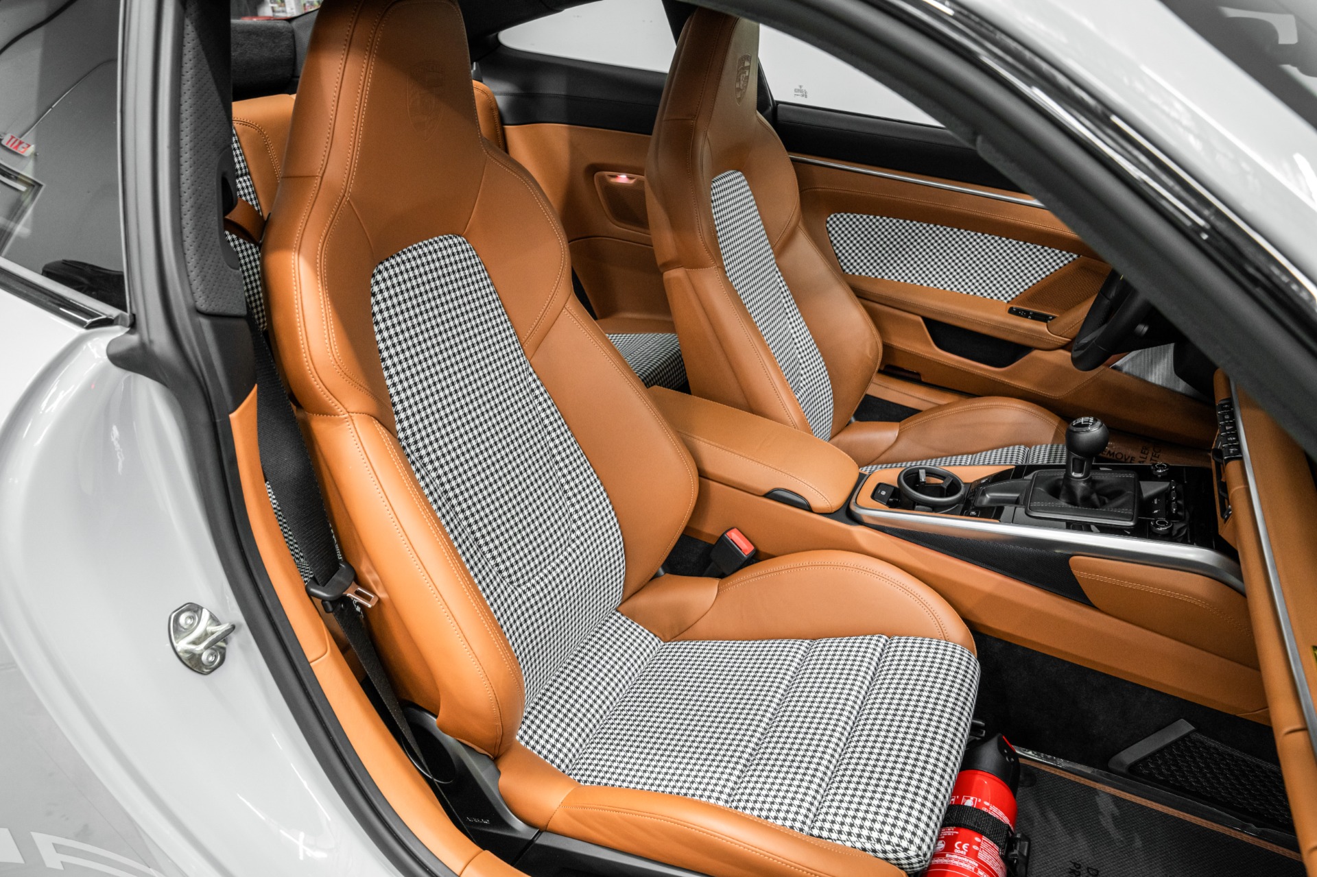 2023 911 Sport Classic -Low Miles, Extended Leather, 7 Speed Manual picture #16