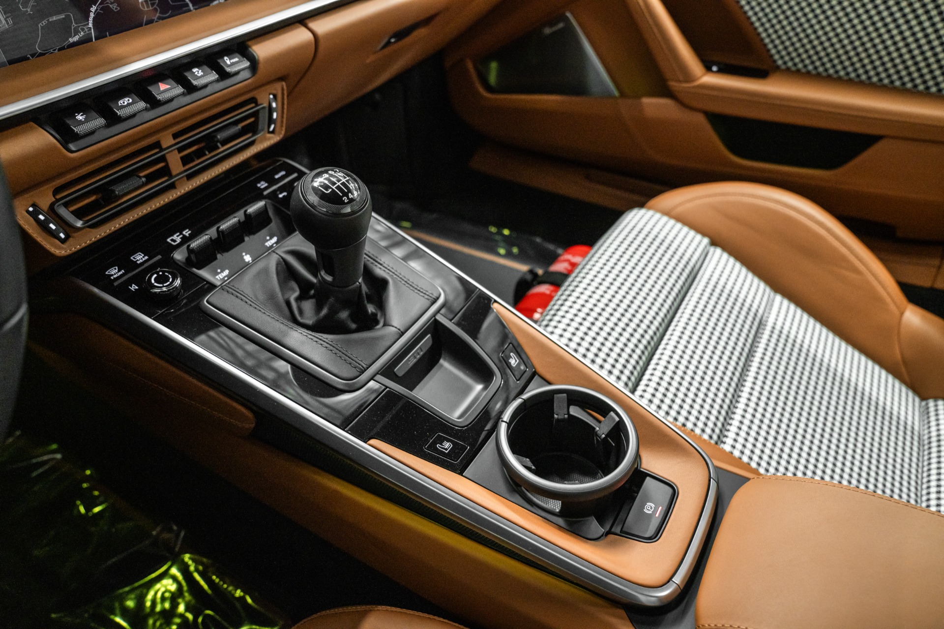 2023 911 Sport Classic -Low Miles, Extended Leather, 7 Speed Manual picture #17