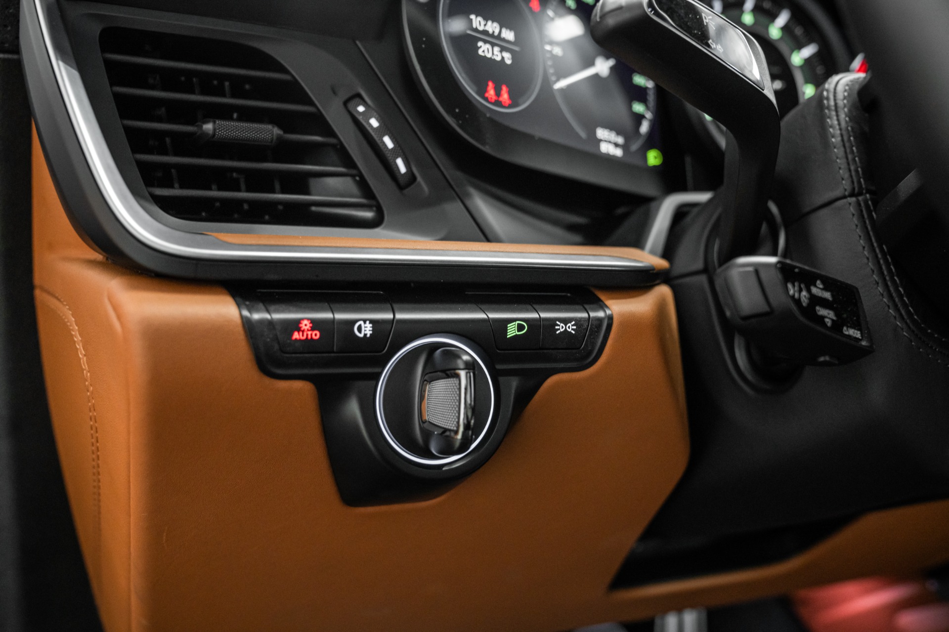 2023 911 Sport Classic -Low Miles, Extended Leather, 7 Speed Manual picture #19