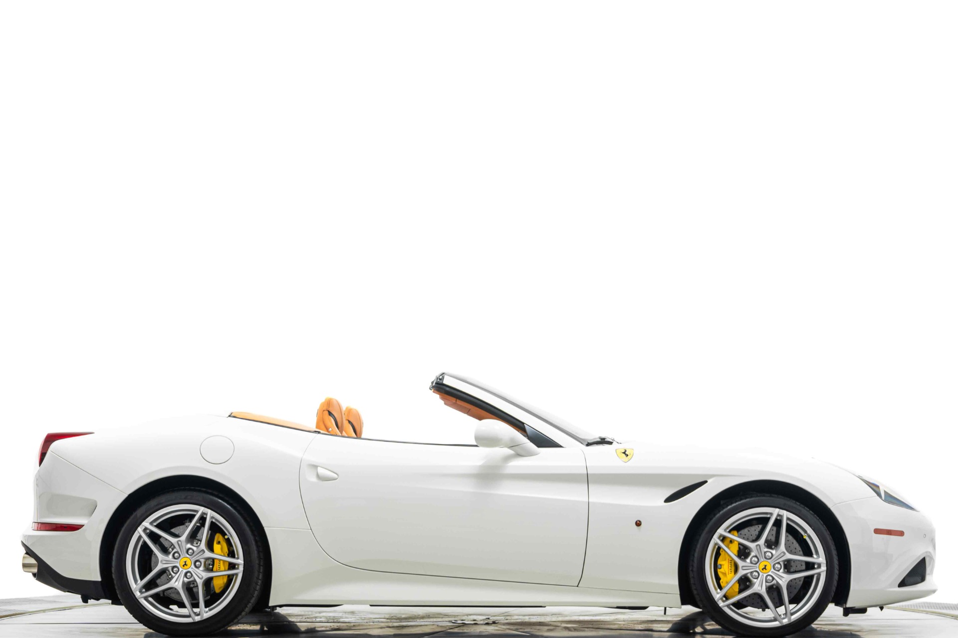 2015 California T -Very Low Miles, Daytona Seats, Sport Wheels picture #11