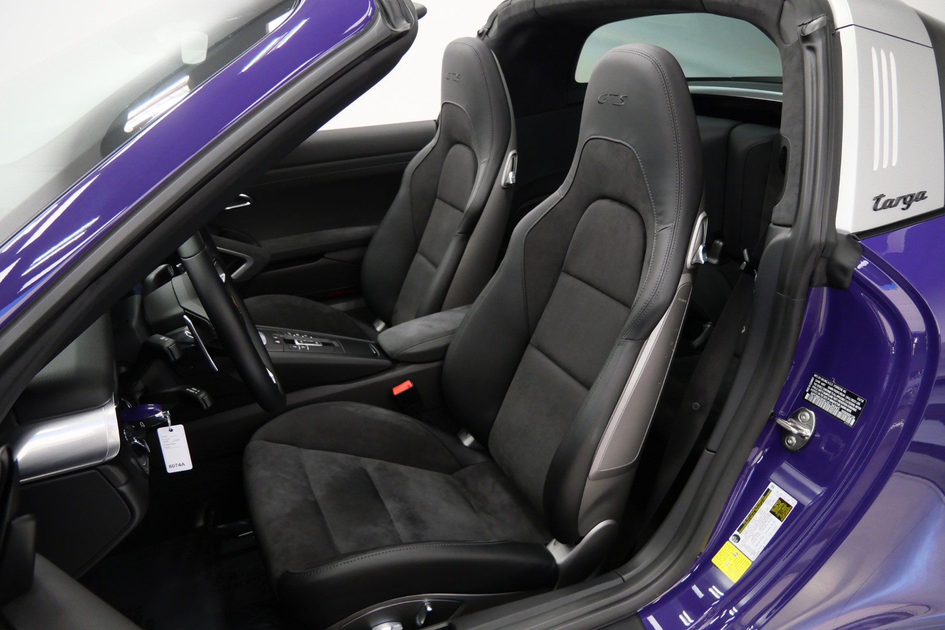 2018 911 Targa 4 GTS -Low Miles, Rare GT3RS Paint Color picture #17