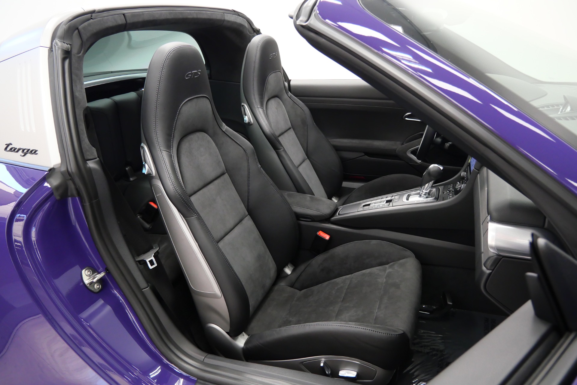 2018 911 Targa 4 GTS -Low Miles, Rare GT3RS Paint Color picture #18