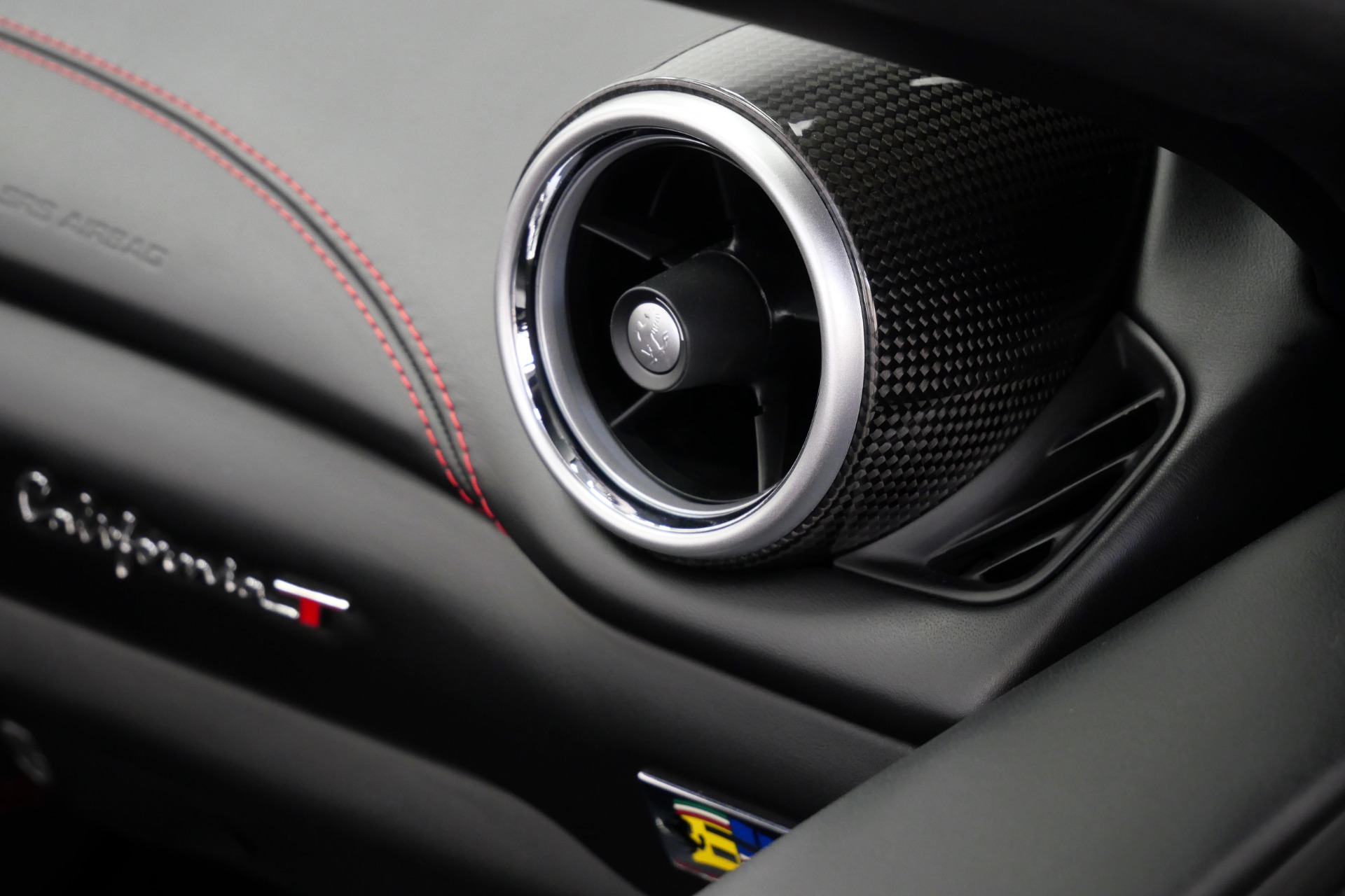 2015 California T -Carbon Fiber Interior Trim, Low Miles picture #29