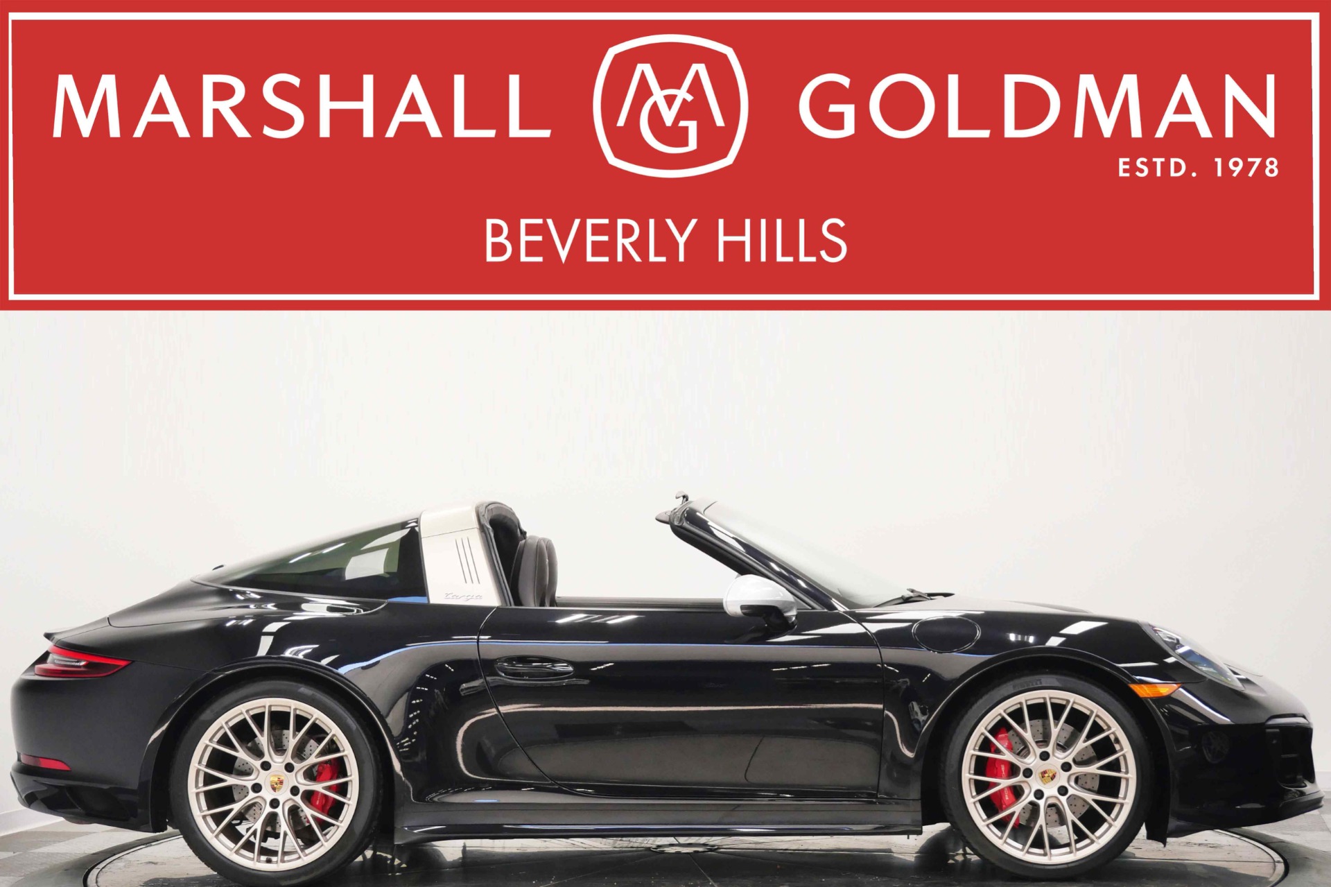 2019 Porsche 911 Targa 4 GTS Exclusive Manufaktur Edition, SportDesign Package