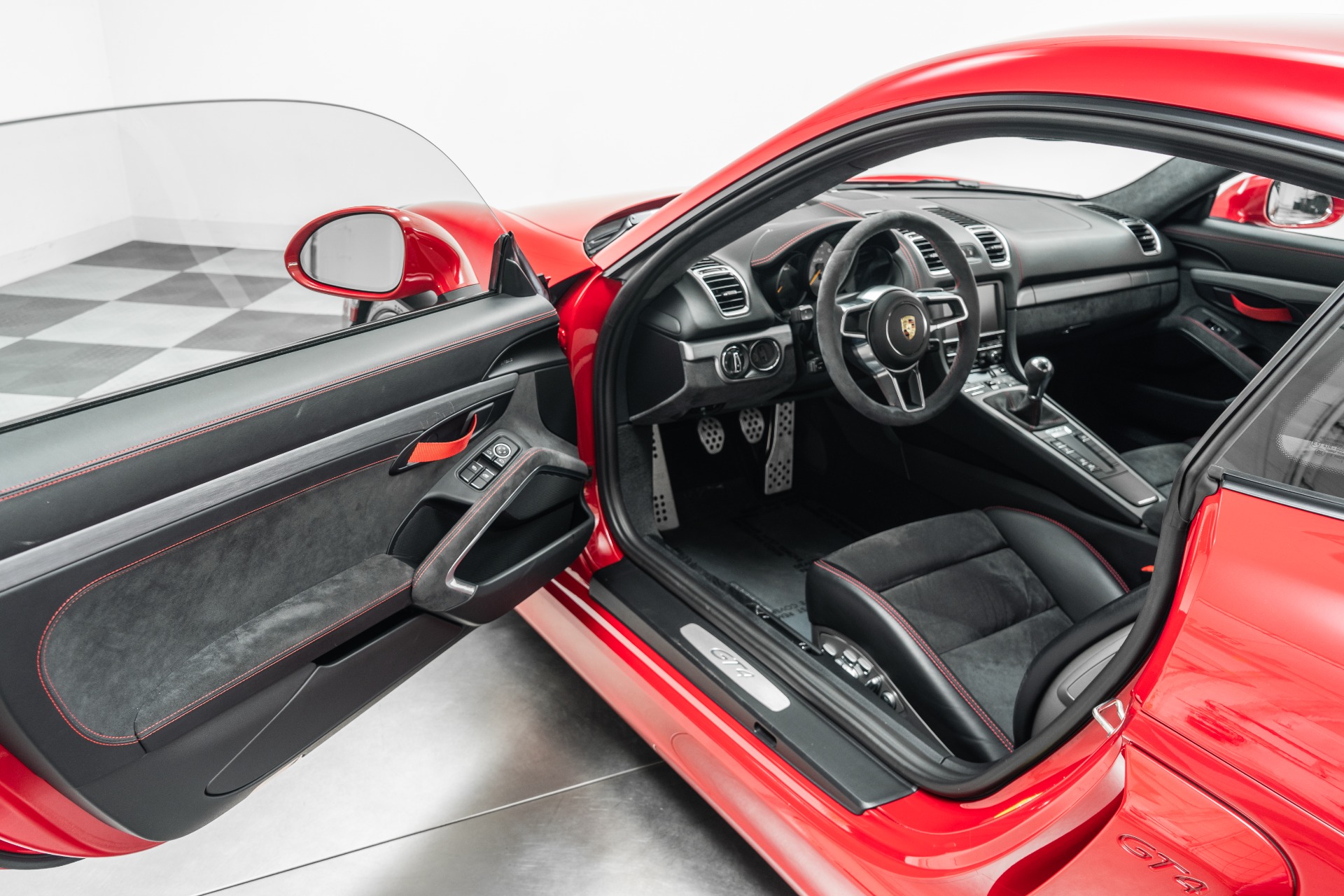 2016 Cayman GT4 picture #15