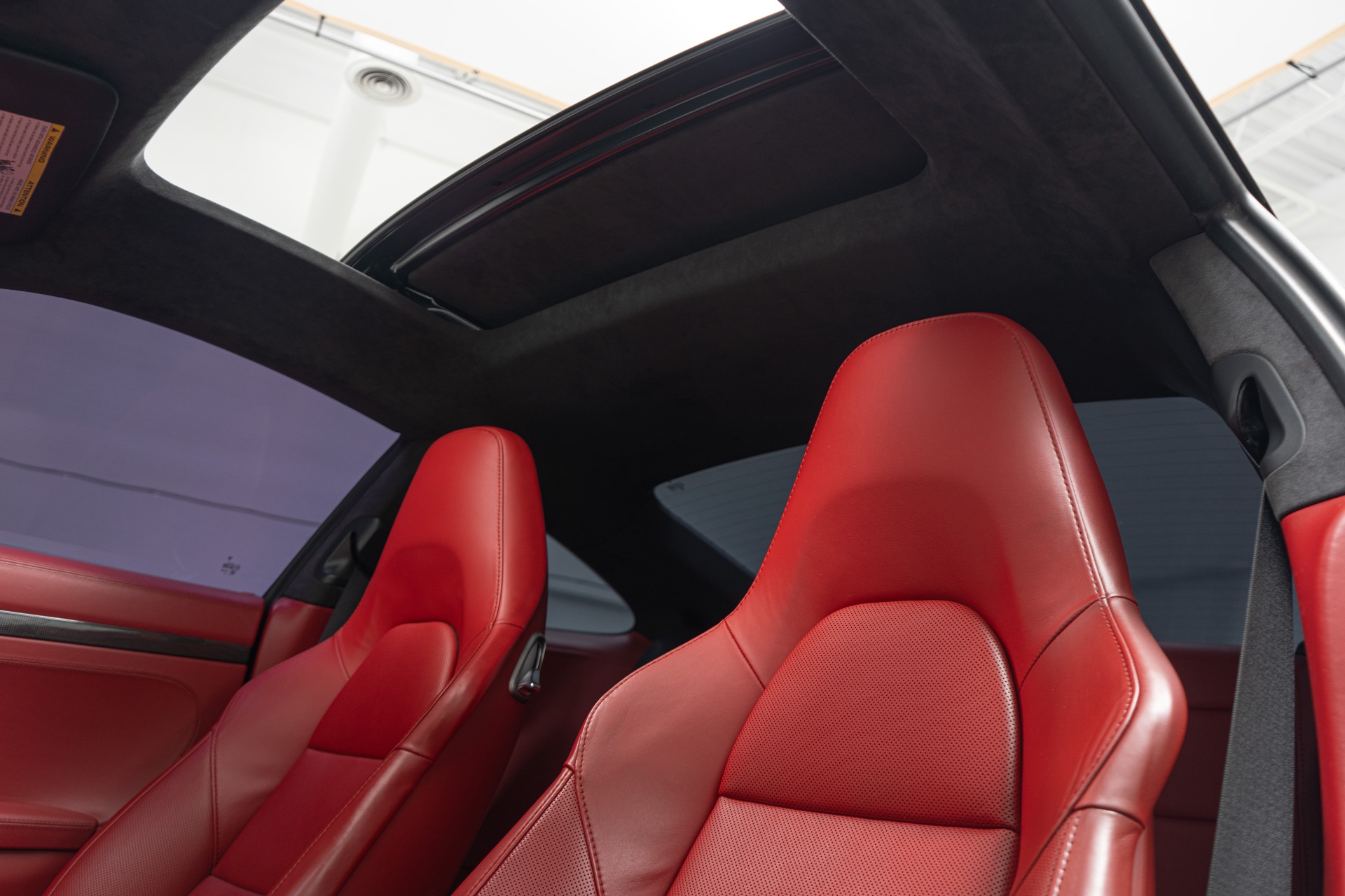 2014 911 Turbo S -560 Horsepower, Natural Leather, Heated And Ventilated Seats picture #9