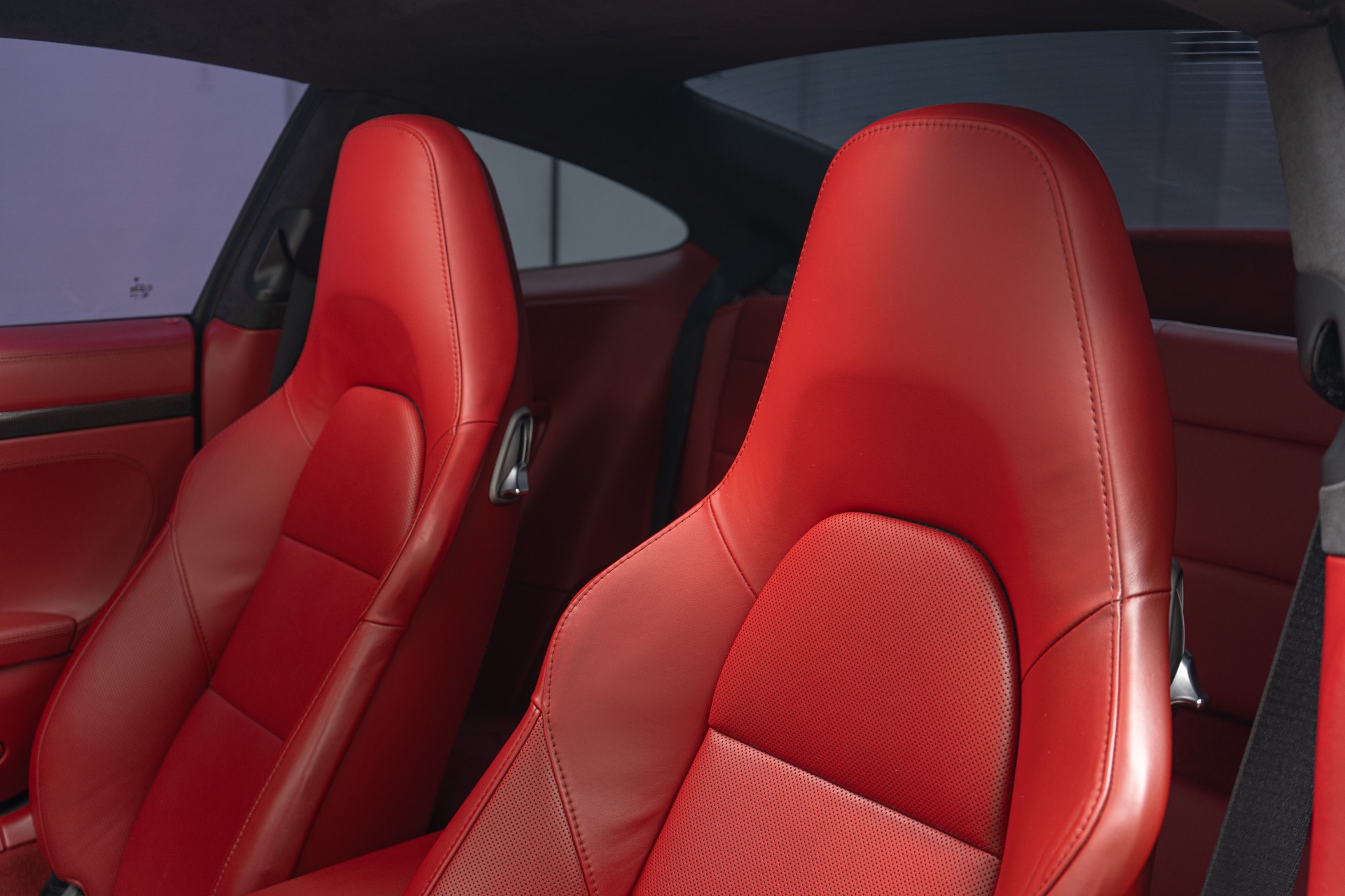 2014 911 Turbo S -560 Horsepower, Natural Leather, Heated And Ventilated Seats picture #19