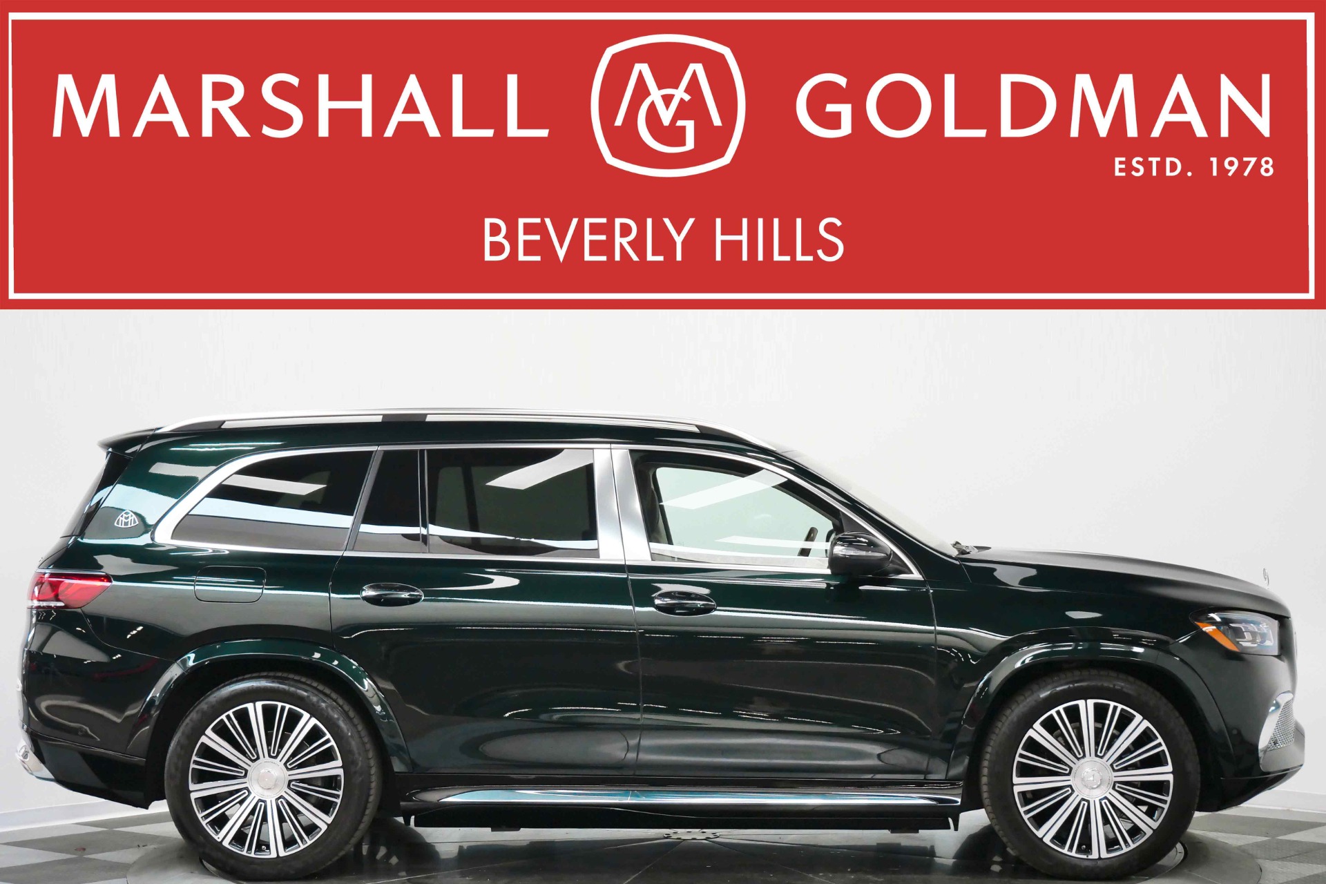 2022 Mercedes-Benz Maybach GLS 600 -4MATIC, Beautiful Colors, Four Seat Configuration, Walnut Trim