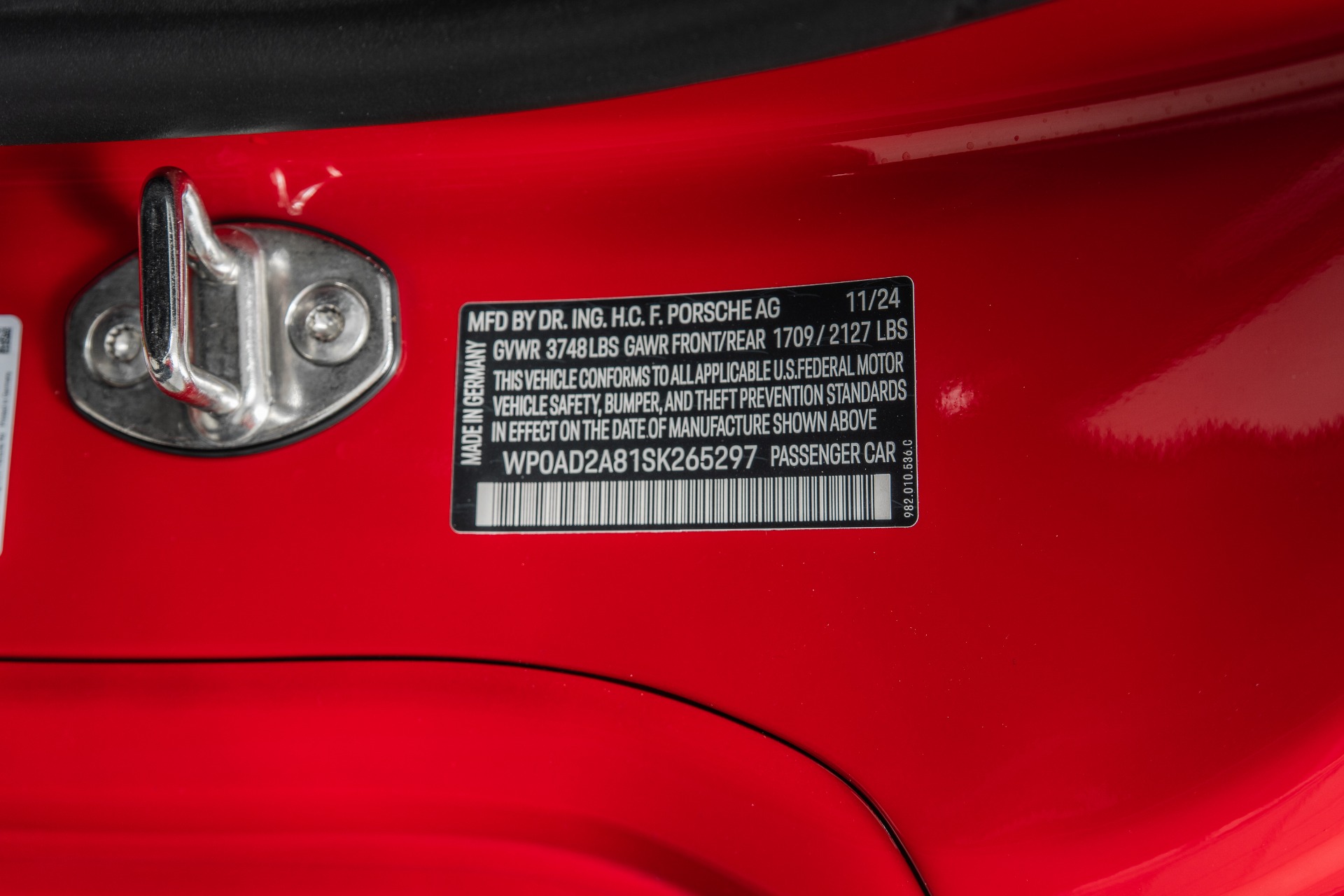 2025 718 Cayman GTS 4.0 -6 Speed Manual, SportDesign Package picture #9