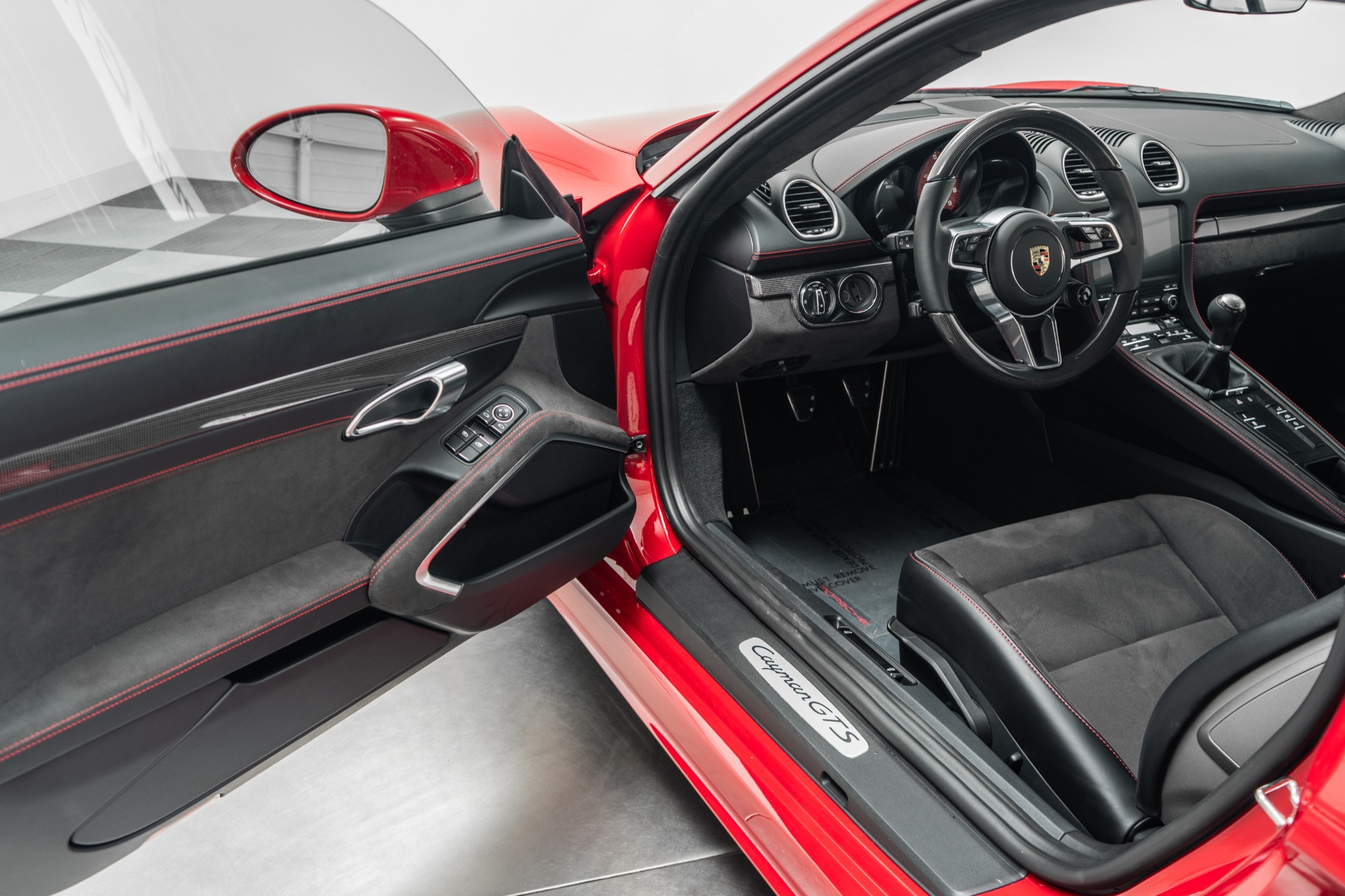2025 718 Cayman GTS 4.0 -6 Speed Manual, SportDesign Package picture #13