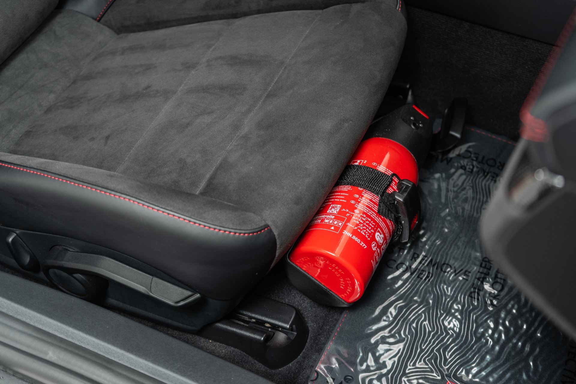 2025 718 Cayman GTS 4.0 -6 Speed Manual, SportDesign Package picture #18