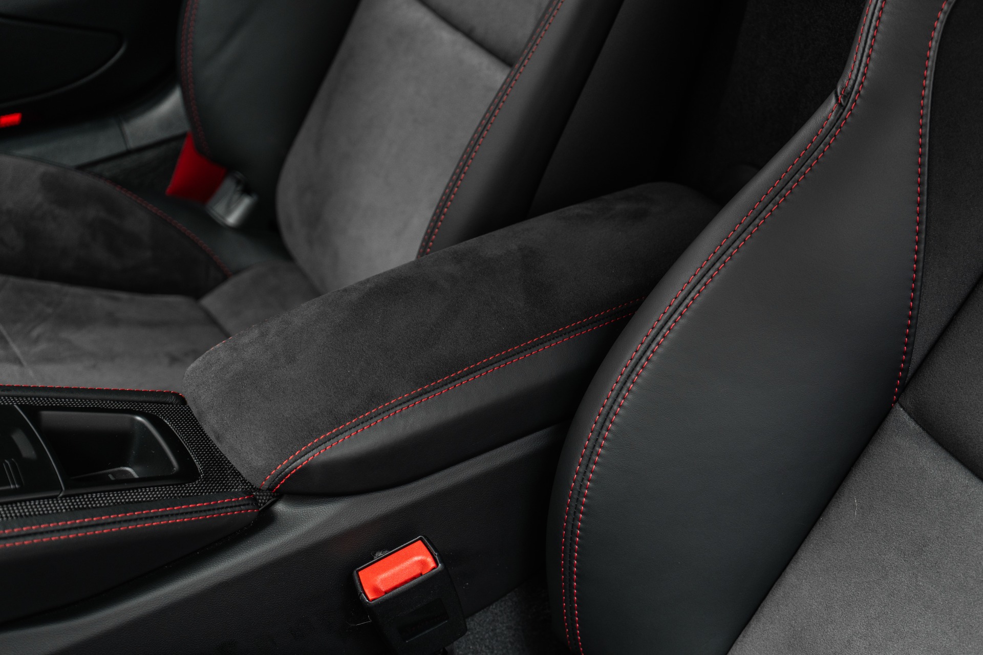 2025 718 Cayman GTS 4.0 -6 Speed Manual, SportDesign Package picture #19
