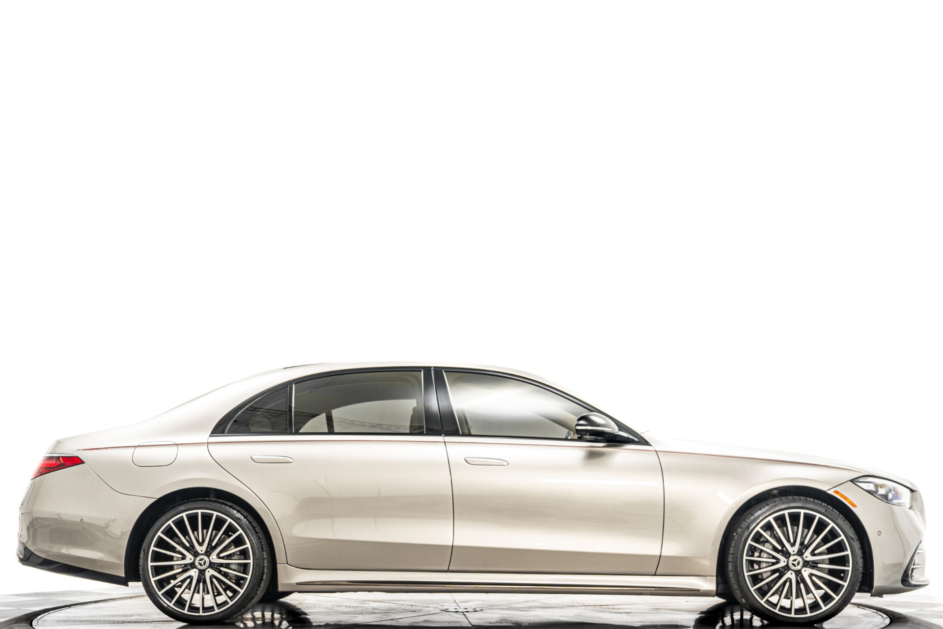 2023 Mercedes-Benz S-Class S 580 4MATIC's photo