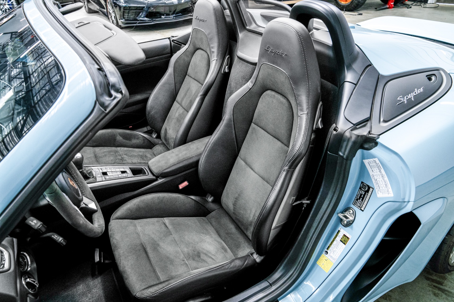 2022 718 Boxster Spyder -Paint To Sample, 6 Speed Manual picture #14