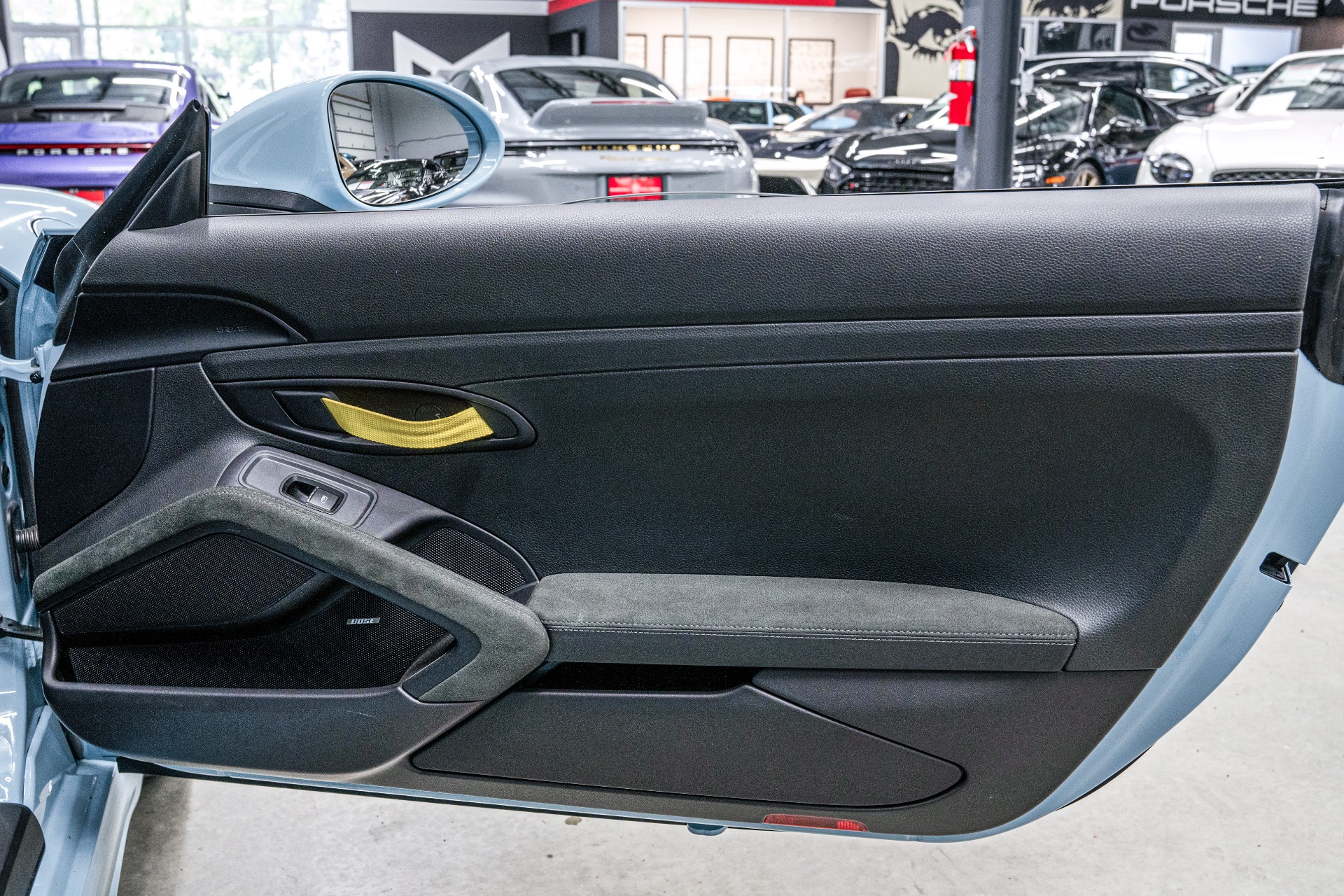 2022 718 Boxster Spyder -Paint To Sample, 6 Speed Manual picture #29