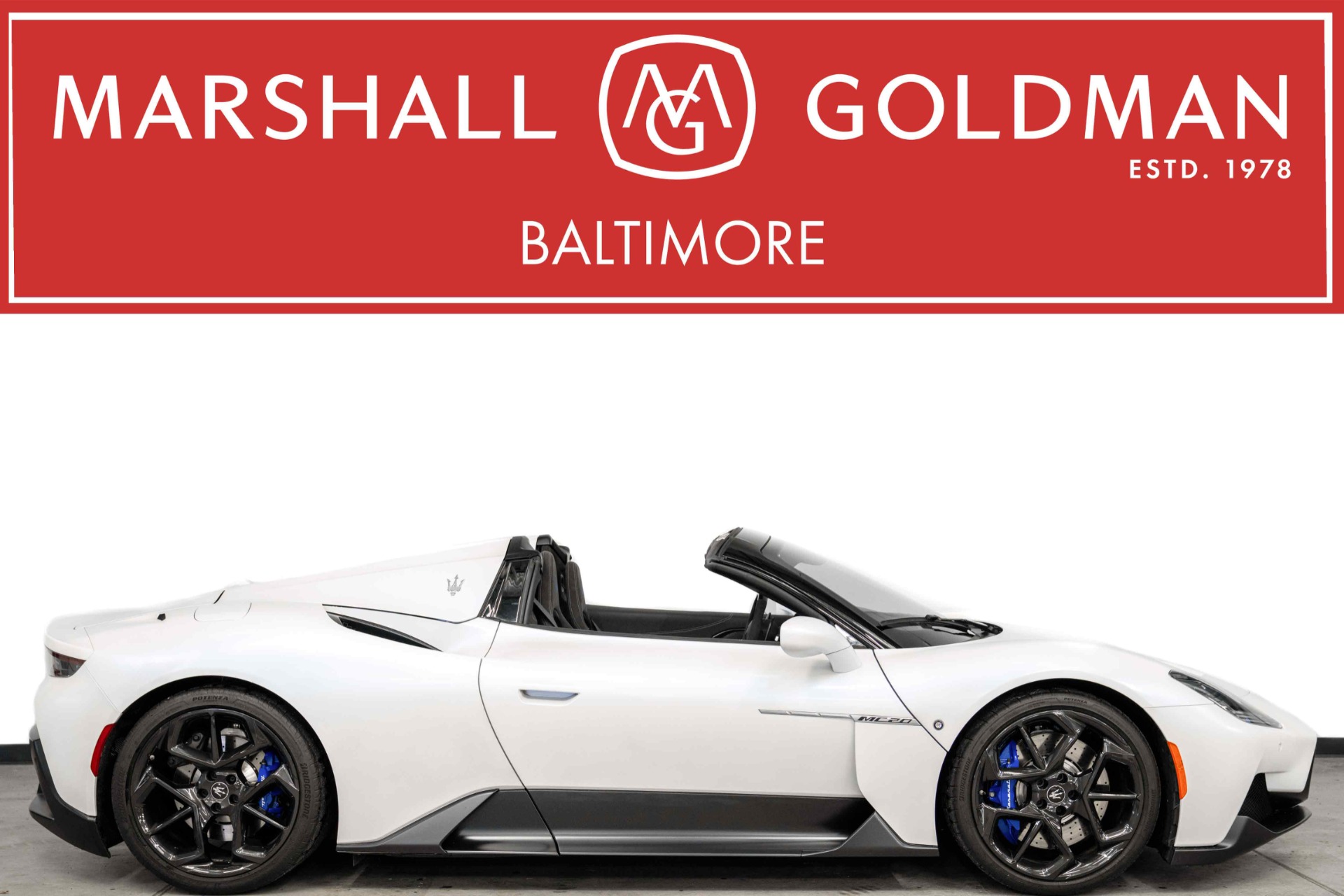 Bianco Audace Matte 2023 Maserati MC20 RWD Coupe Rear-Wheel Drive 8-Speed Dual Clutch