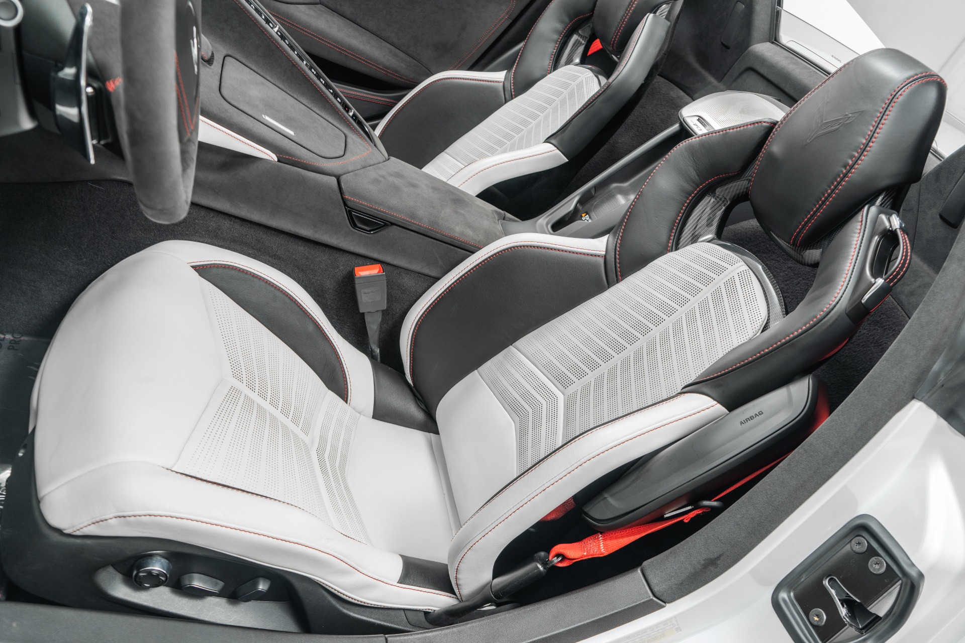 2023 Corvette Stingray Convertible -70th Anniversary Package, Z51 Package picture #17