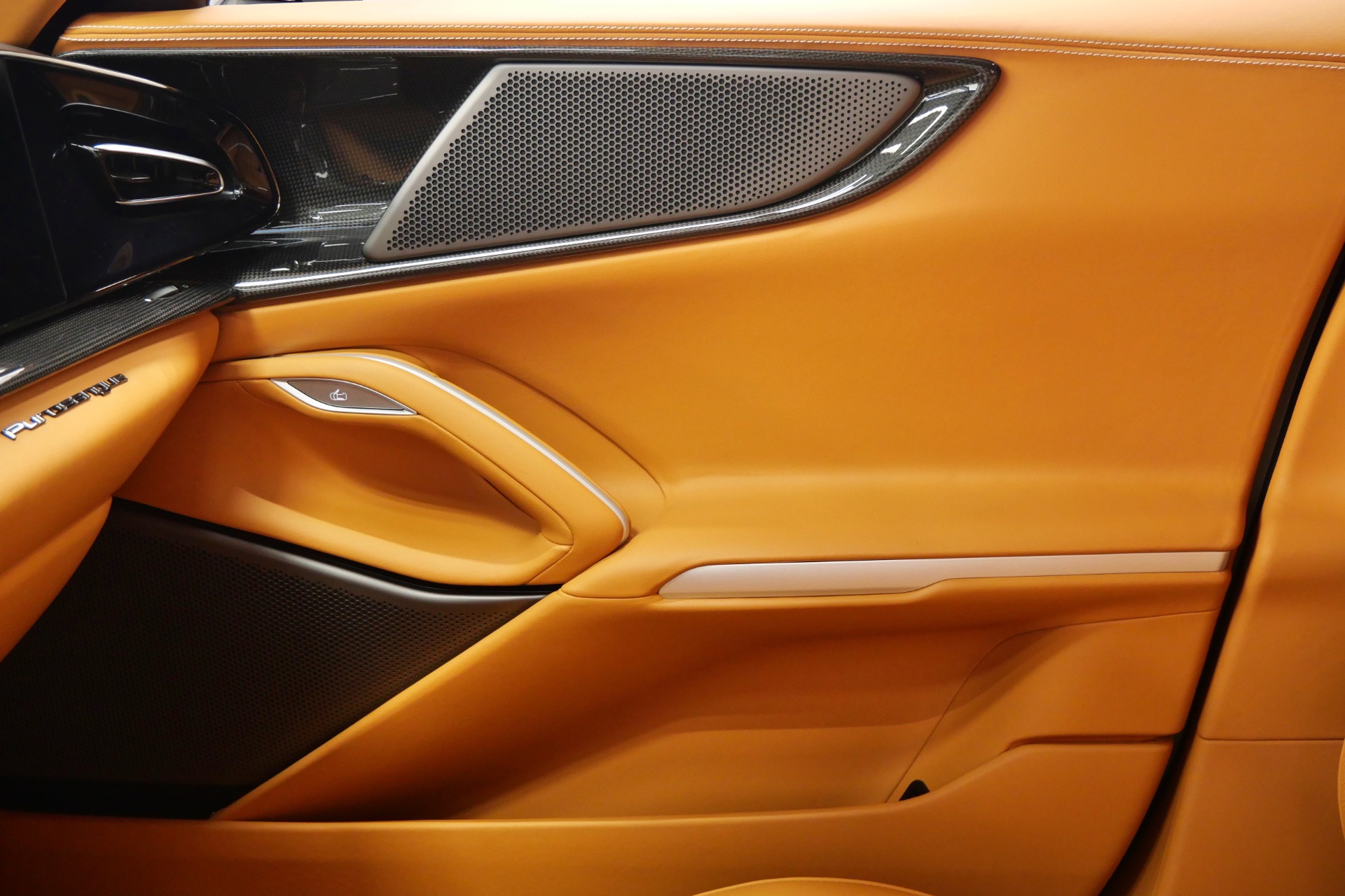 2025 Purosangue -Highly Optioned, Pearlescent Paint, Low Miles picture #29