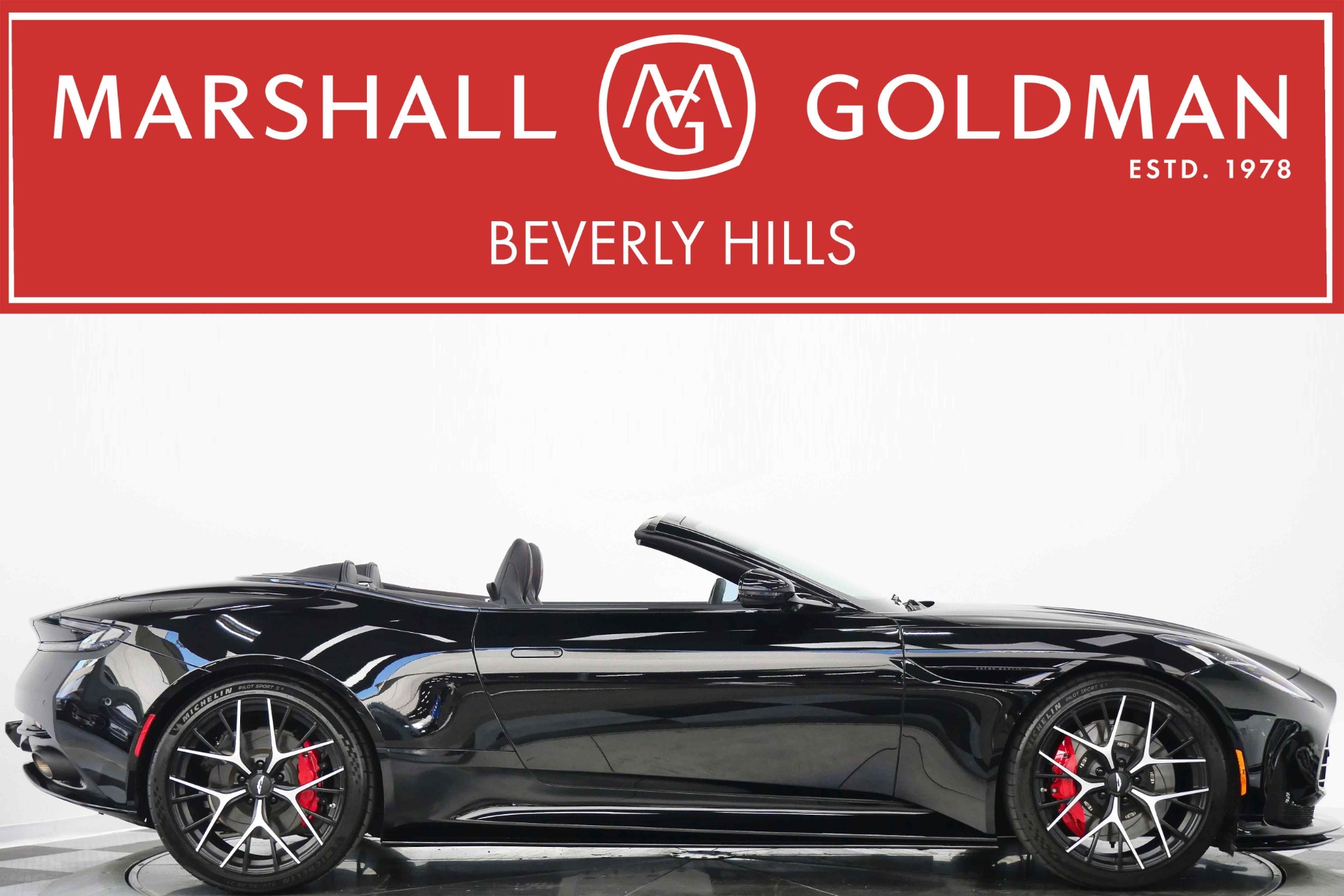 2025 Aston Martin DB12 Volante -Inspire Sport Interior, Upper and Lower Black Packs