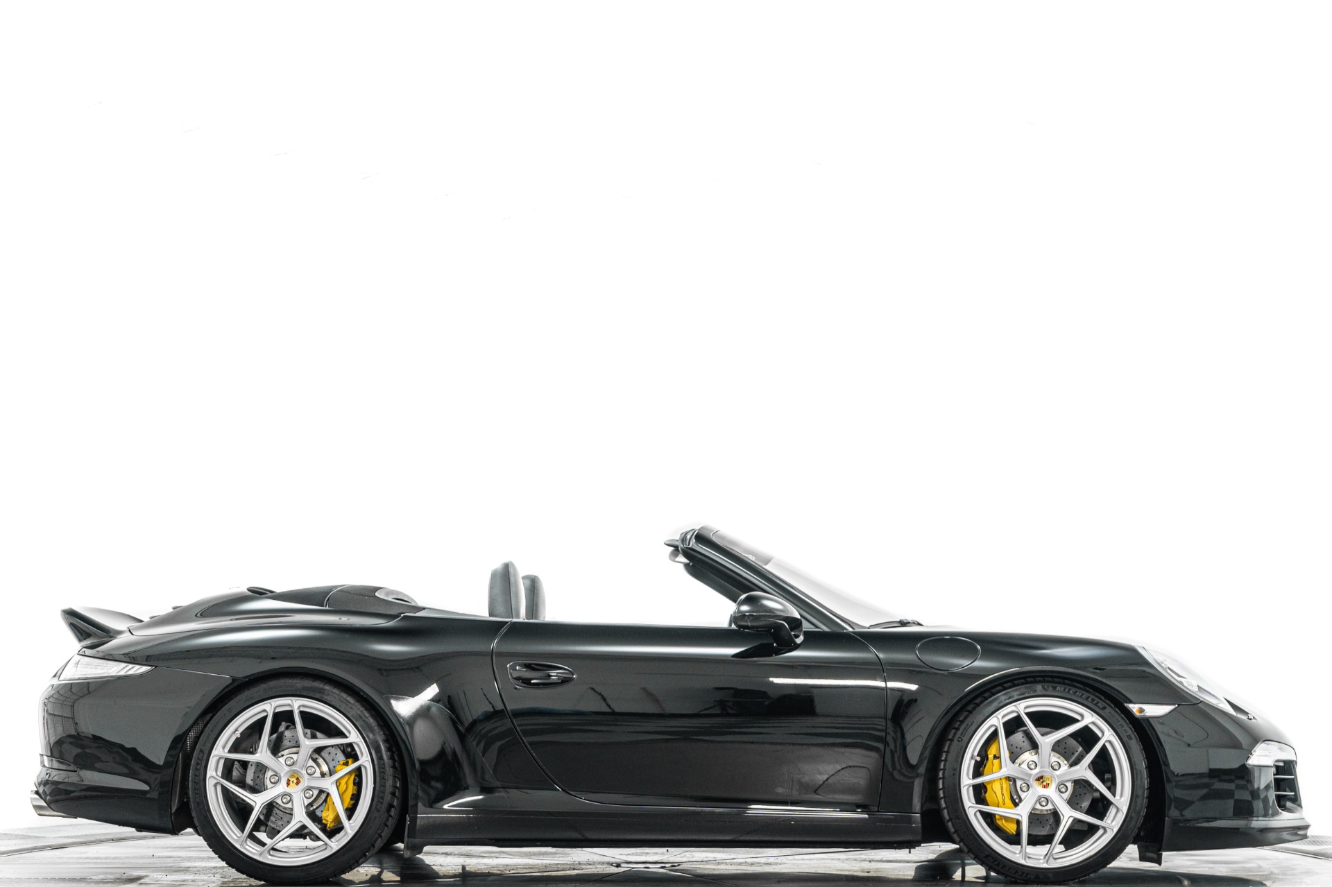 2015 Porsche 911 Carrera S Cabriolet's photo