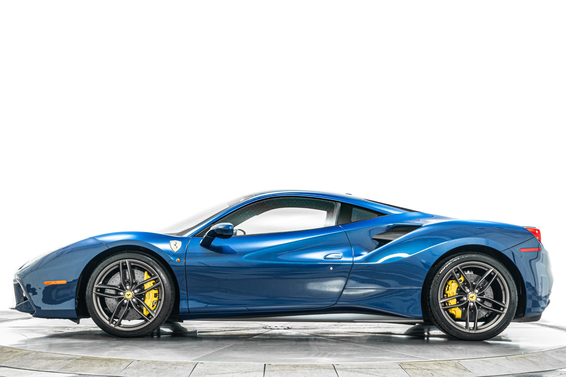 2018 488 GTB picture #5