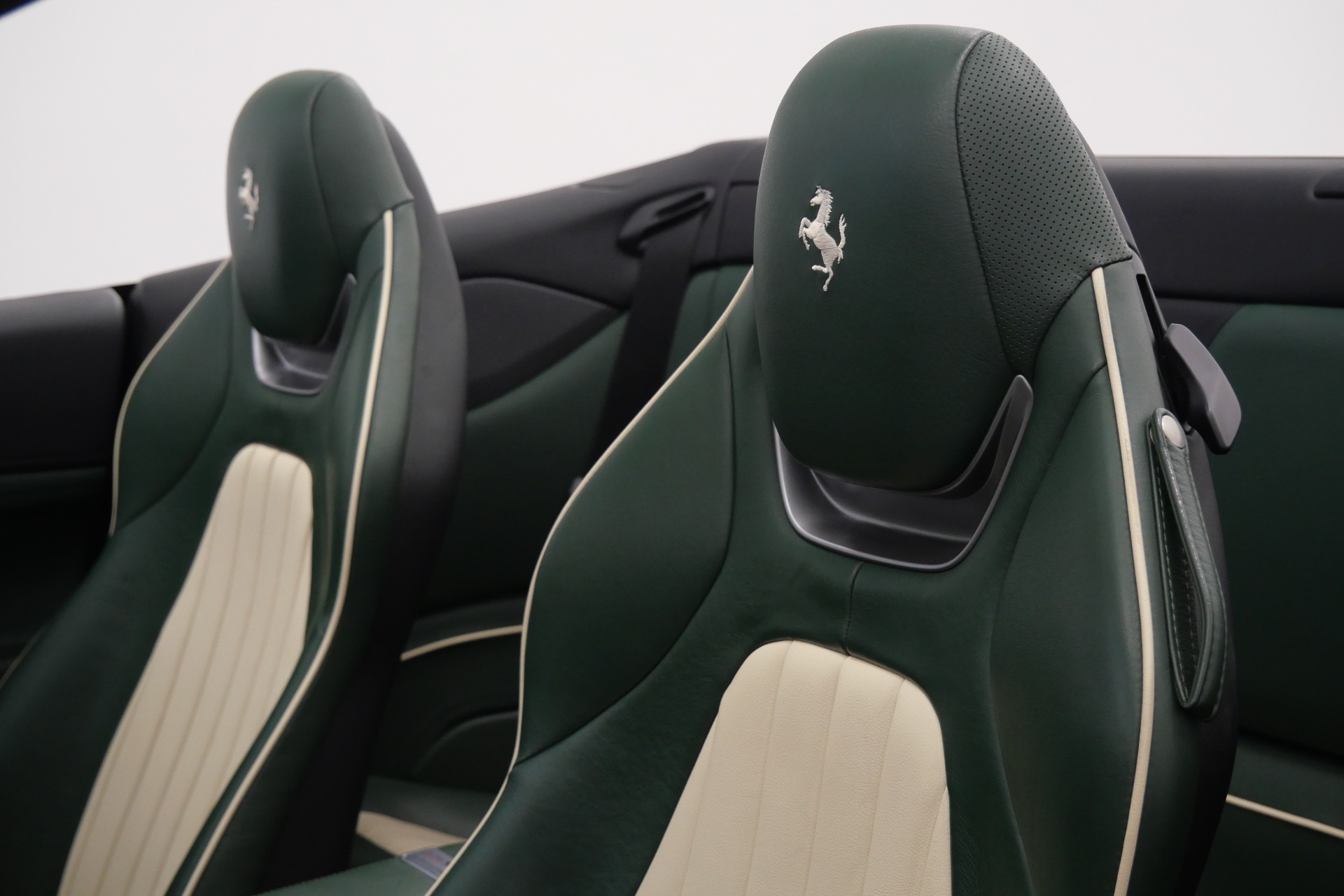 2019 Portofino -Tailor Made In NYC, Unique Exterior And Interior Colors, Amazing picture #27