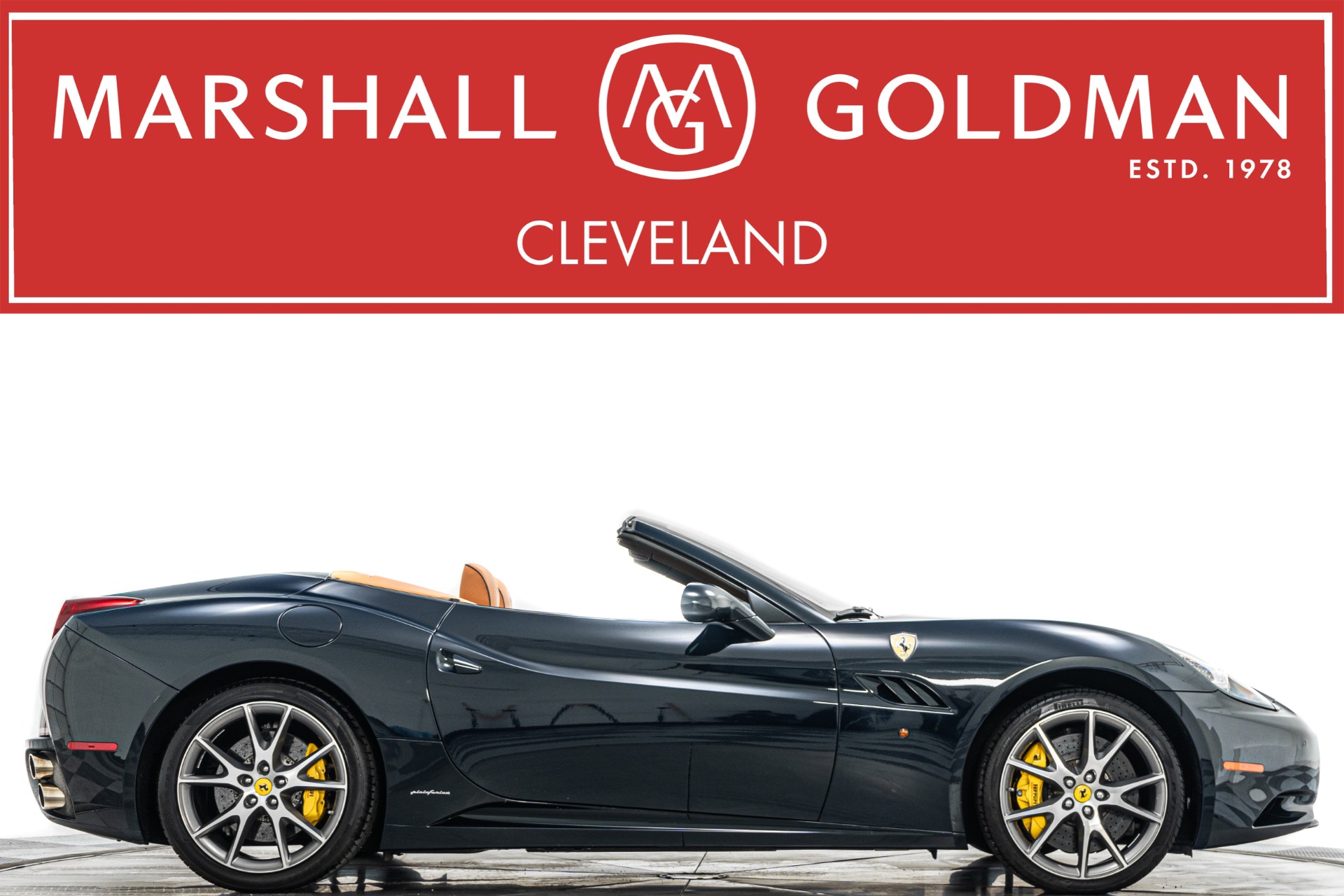 2010 Ferrari California -Diamond Quilted Seats, Scuderia Shields, Fresh Service