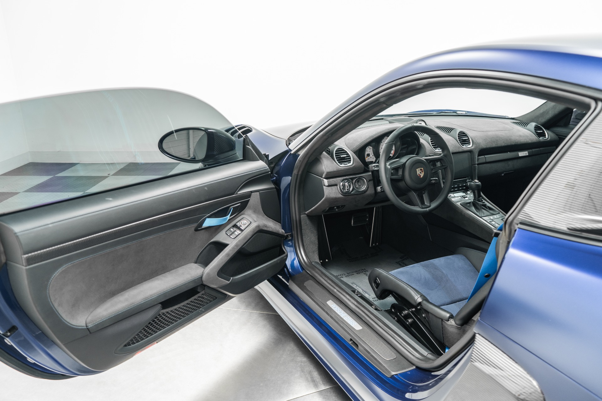 2023 718 Cayman GT4 RS -Weissach Package, Low Miles, Carbon Ceramic Brakes picture #22